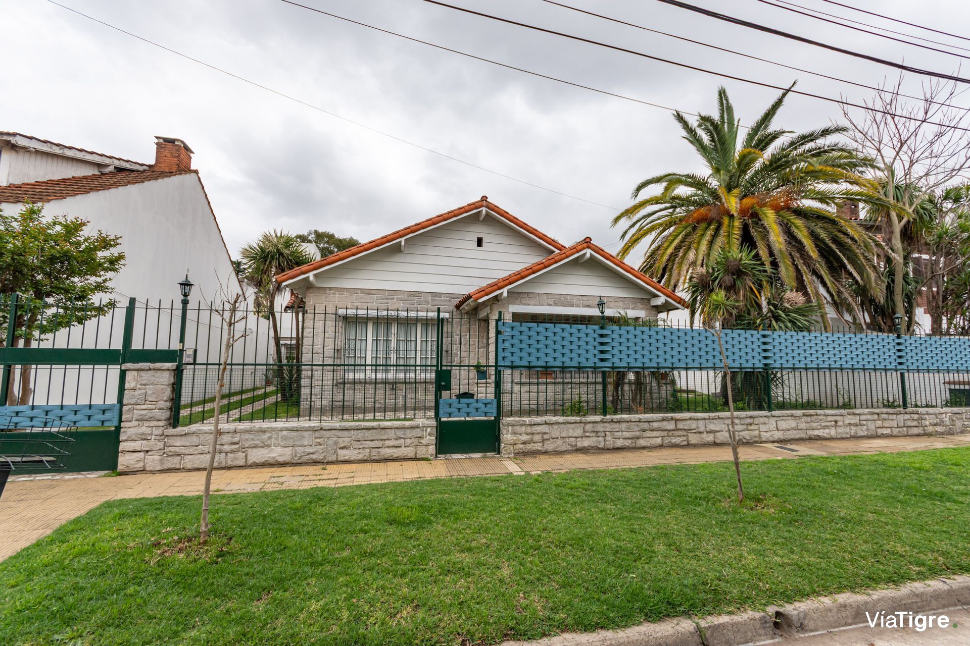 Venta Casa Lote Propio Jardin Pile Cochera Florida