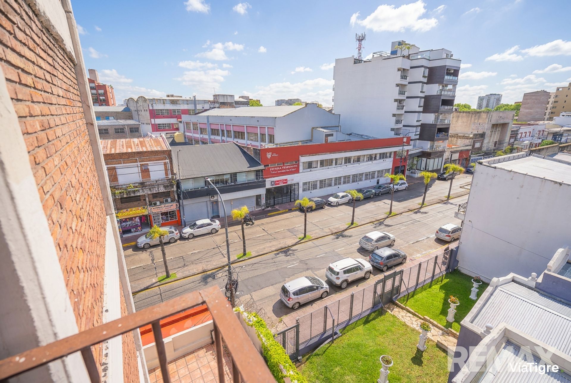Venta depto 3 amb a refaccionar 2 balcones Tigre