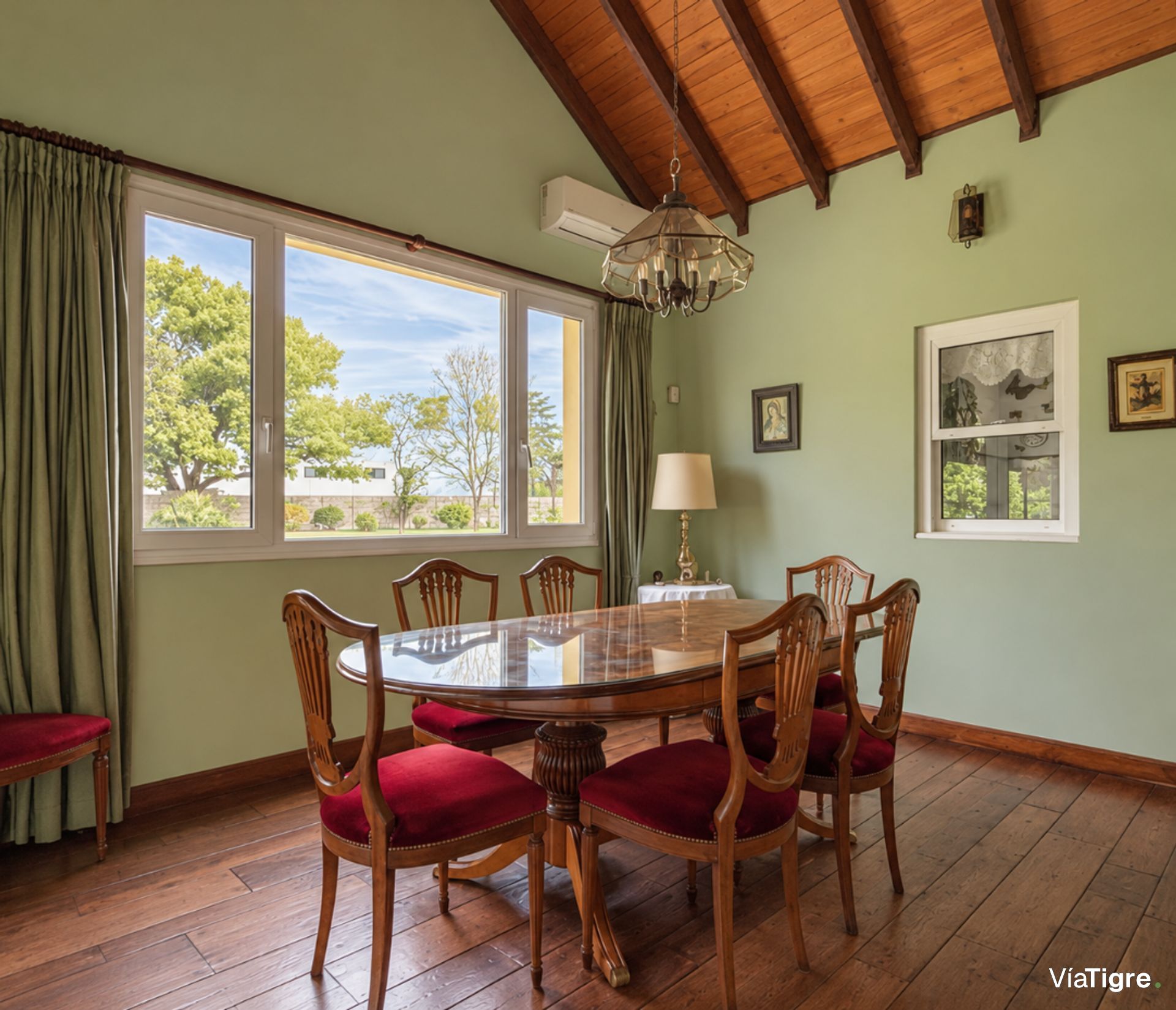 Venta De Casa (Lote Amplio) En Benavidez