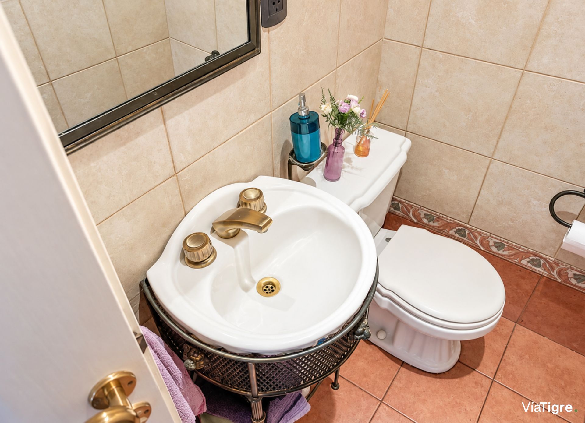 Venta De Casa (Lote Amplio) En Benavidez