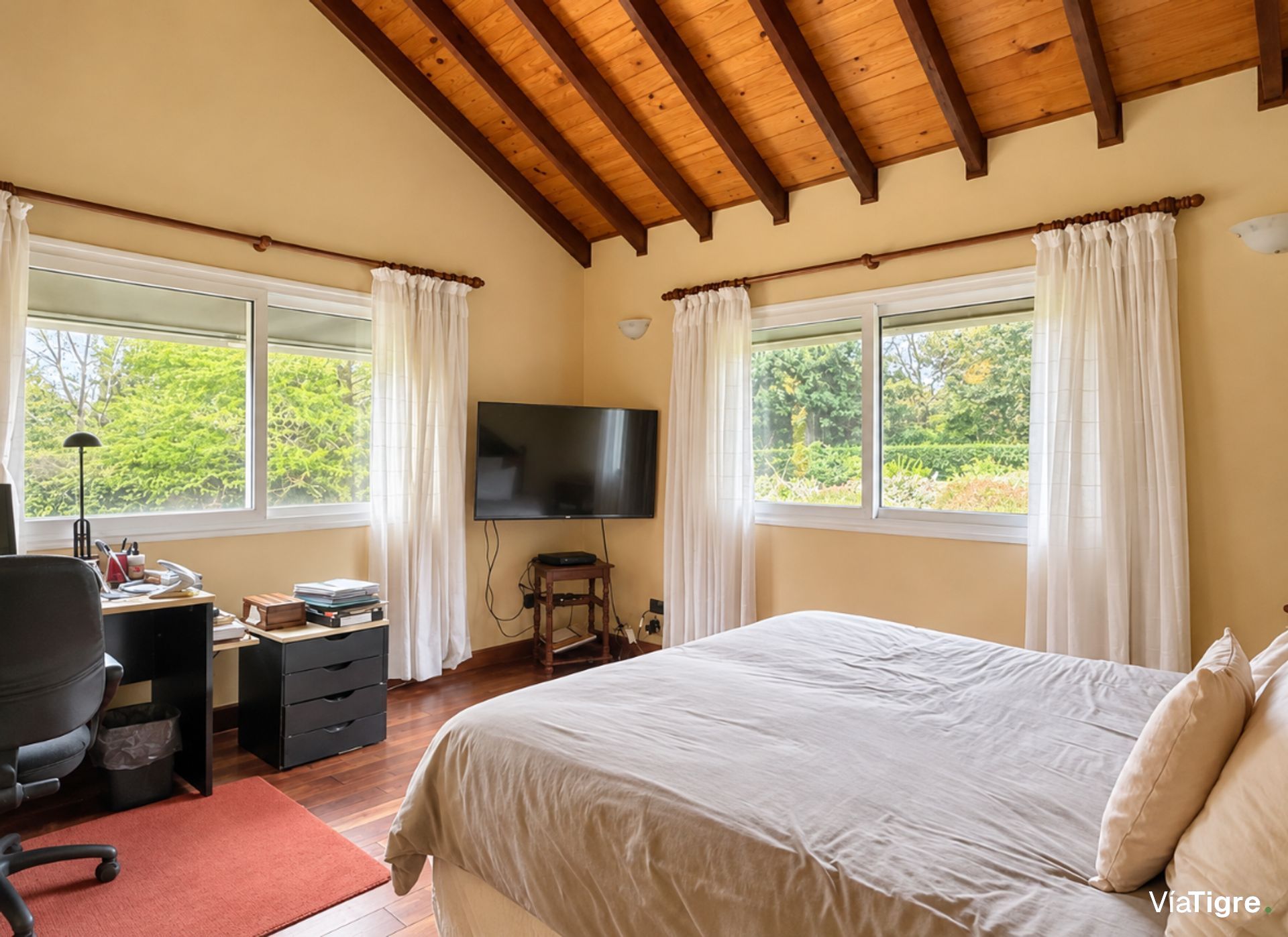 Venta De Casa (Lote Amplio) En Benavidez