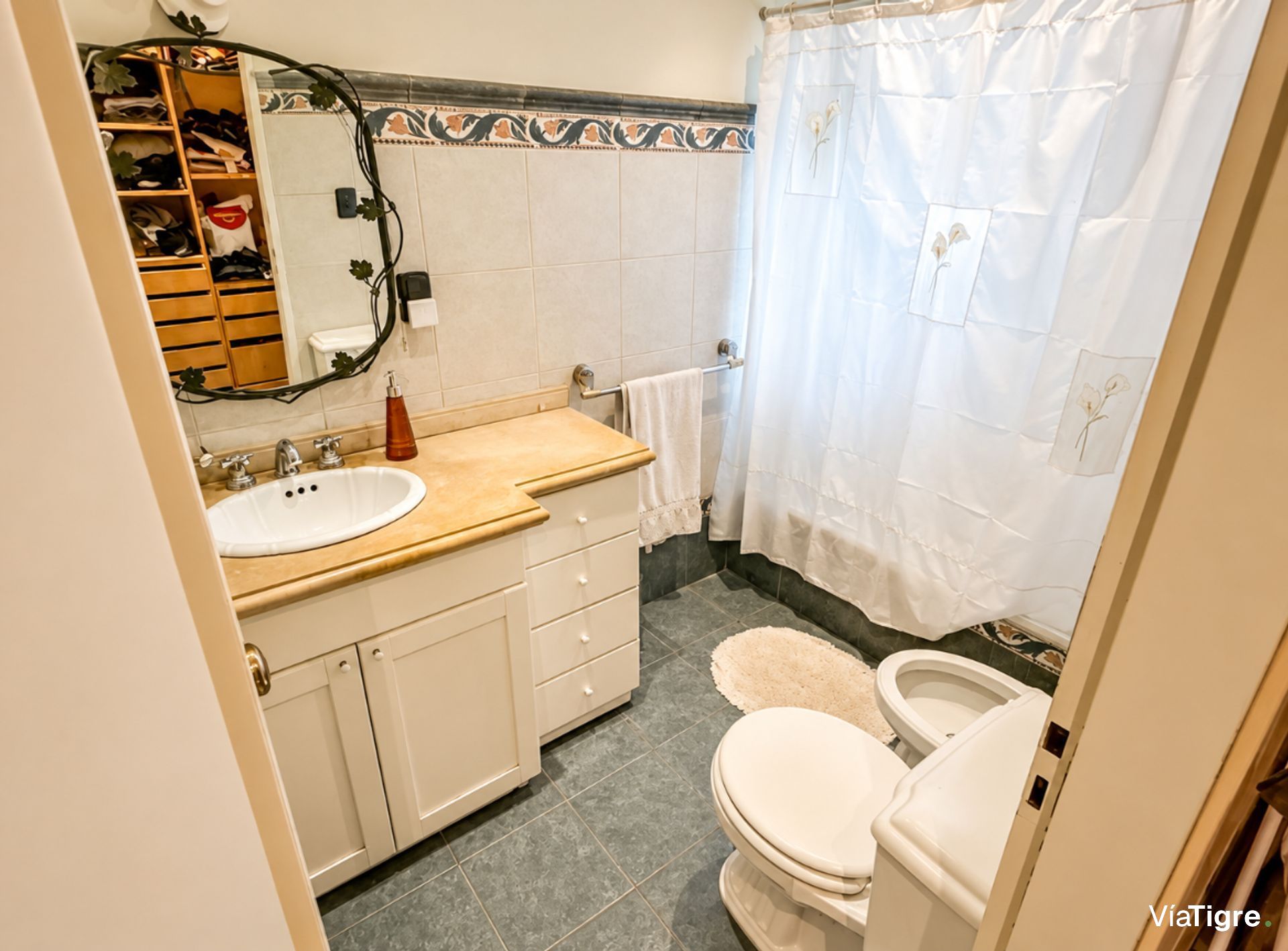 Venta De Casa (Lote Amplio) En Benavidez