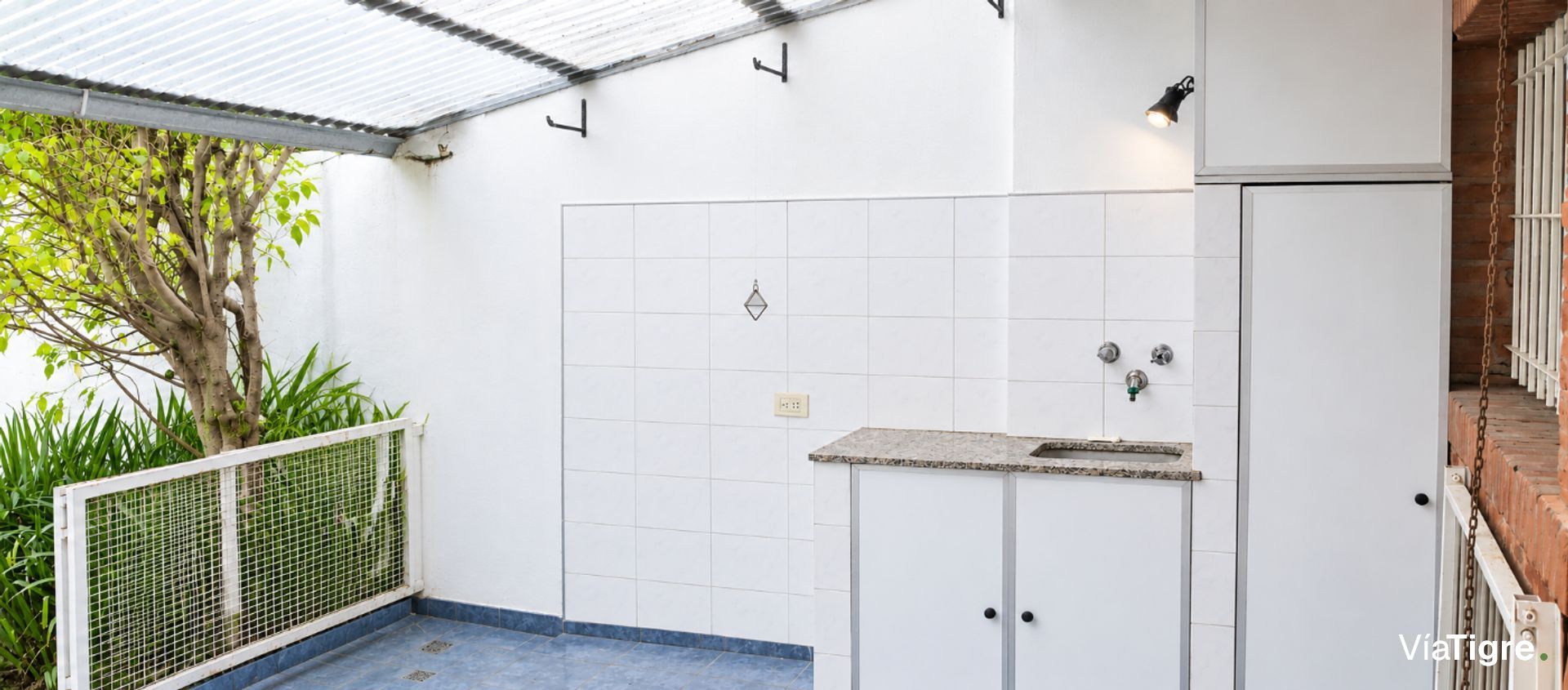 Venta Casa Triplex 6 Ambientes Martinez Parrilla
