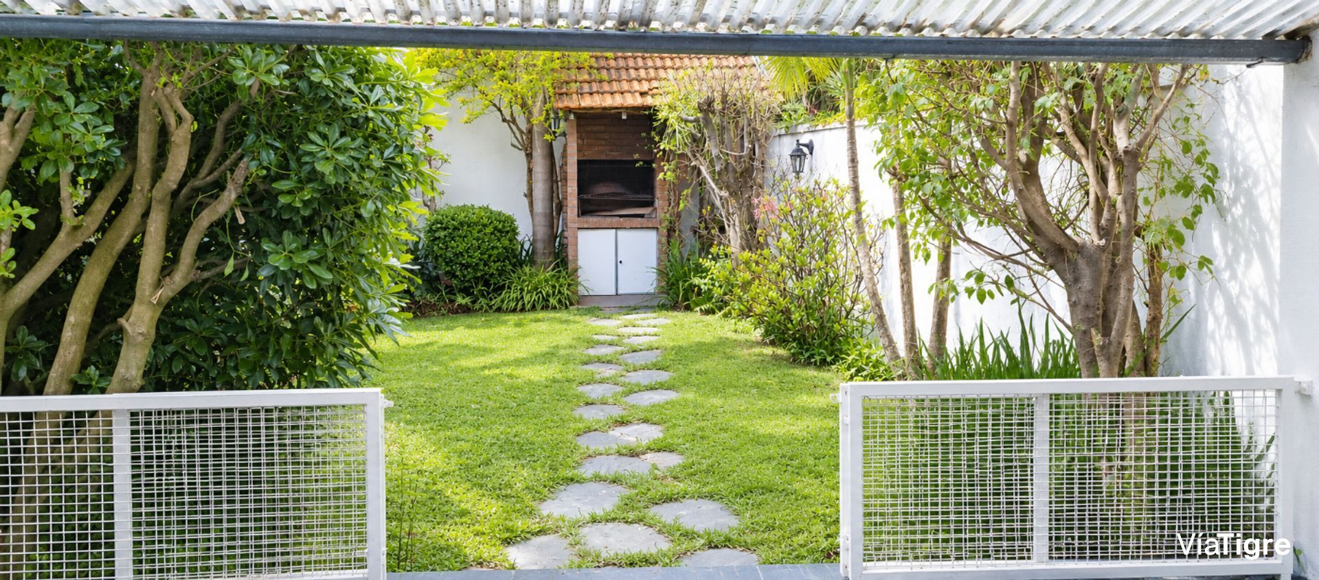 Venta Casa Triplex 6 Ambientes Martinez Parrilla