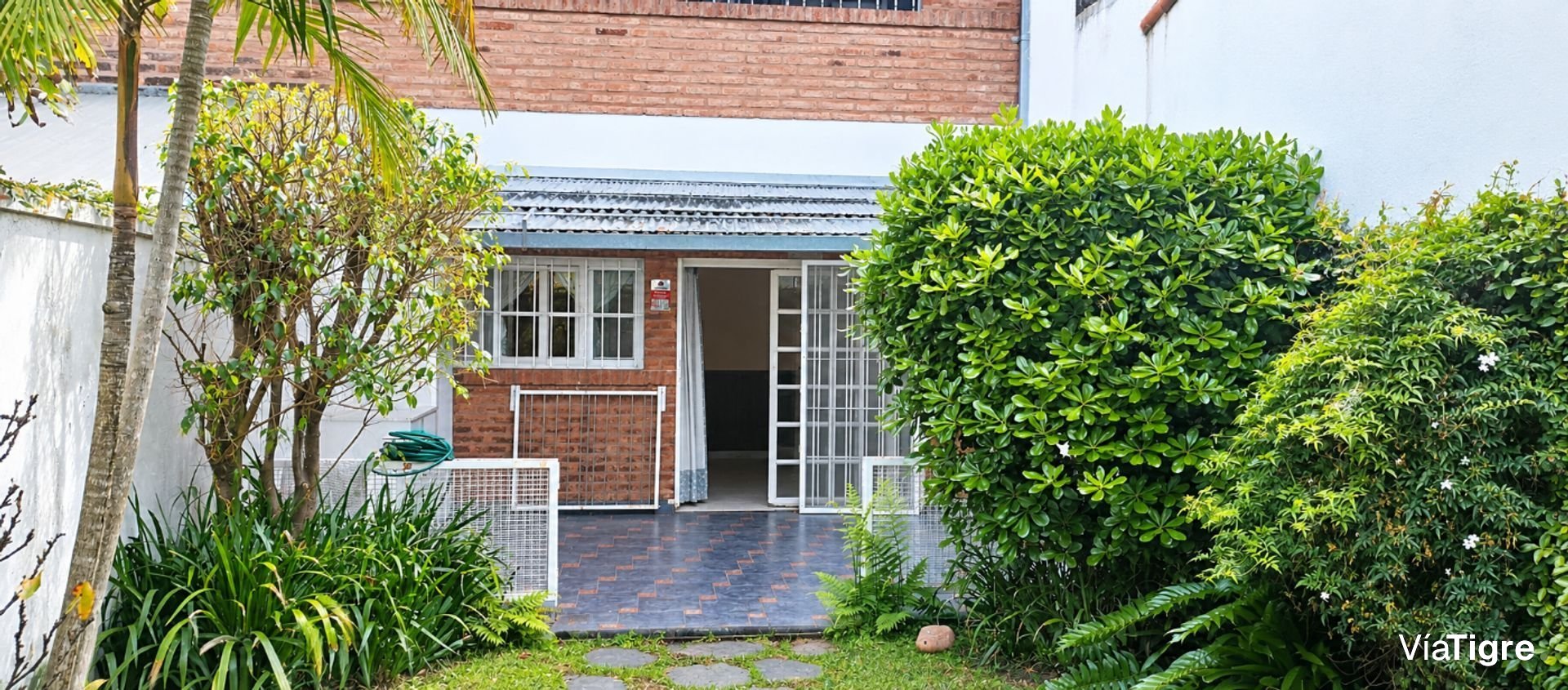 Venta Casa Triplex 6 Ambientes Martinez Parrilla