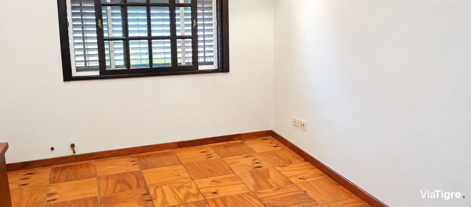 Venta Casa Triplex 6 Ambientes Martinez Parrilla