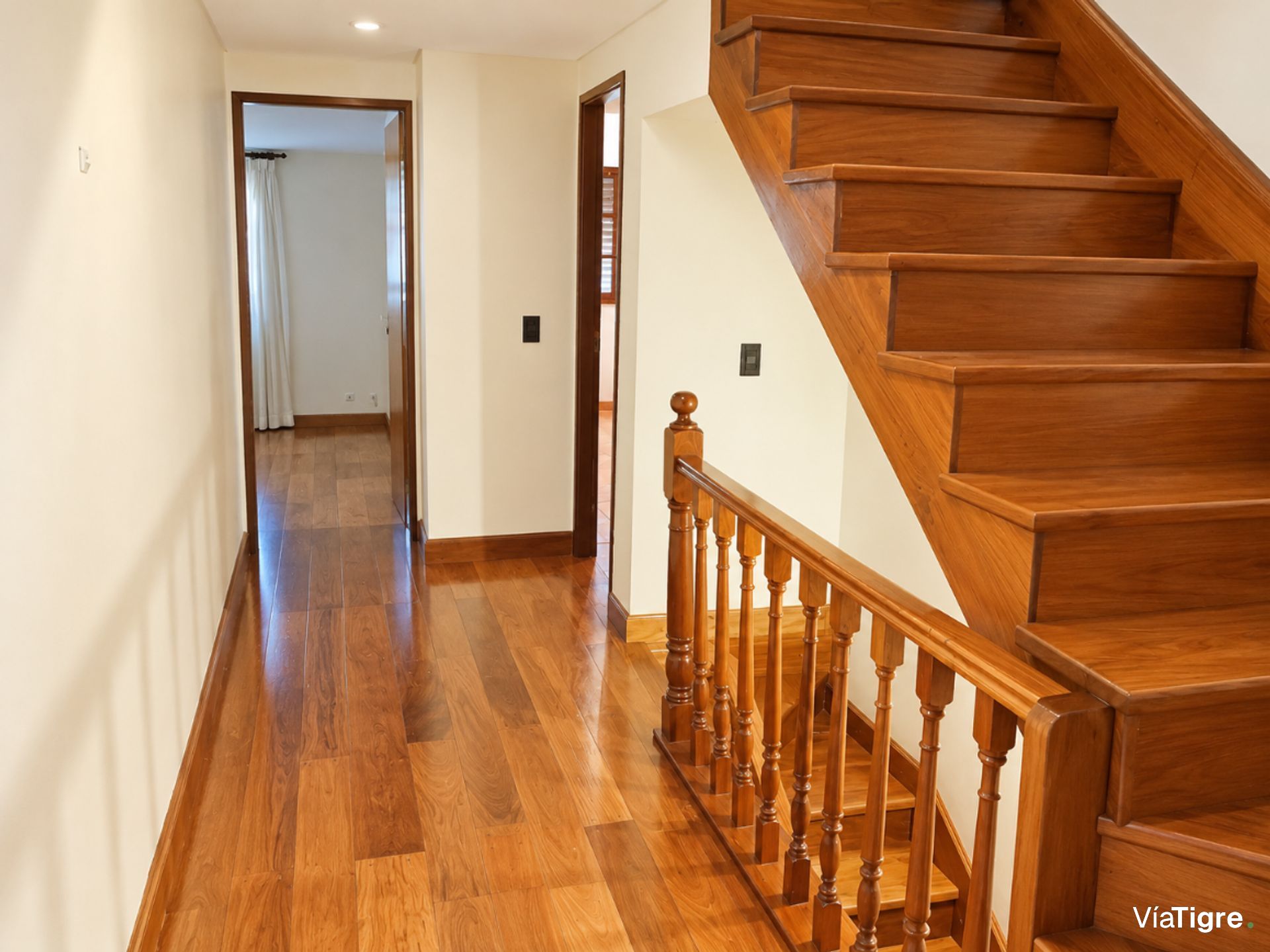 Venta Casa Triplex 6 Ambientes Martinez Parrilla