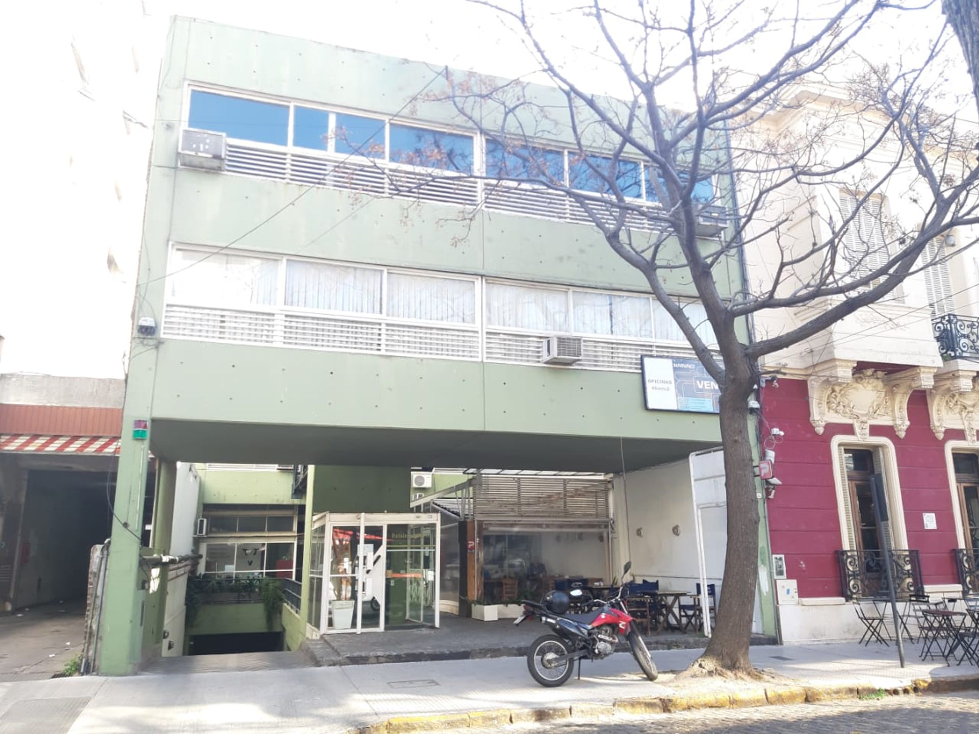 Garage for Sale Next to Courts - San Isidro