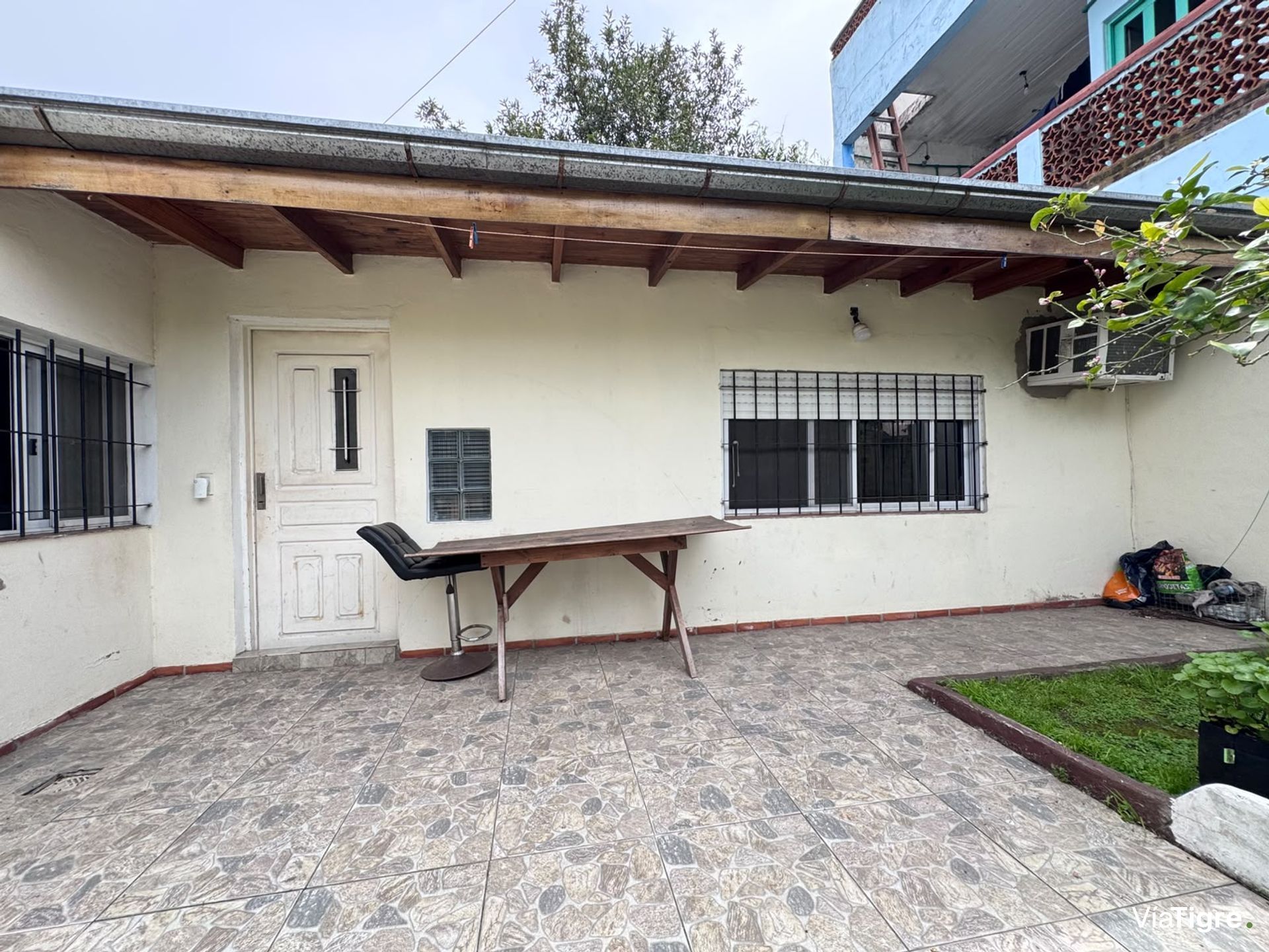 venta casa de 4 ambientes mas dpto de 2 ambientes