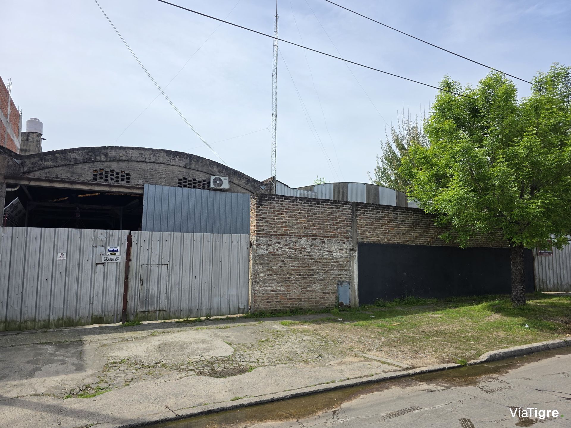 Venta Galpon En Tigre Dos Lotes