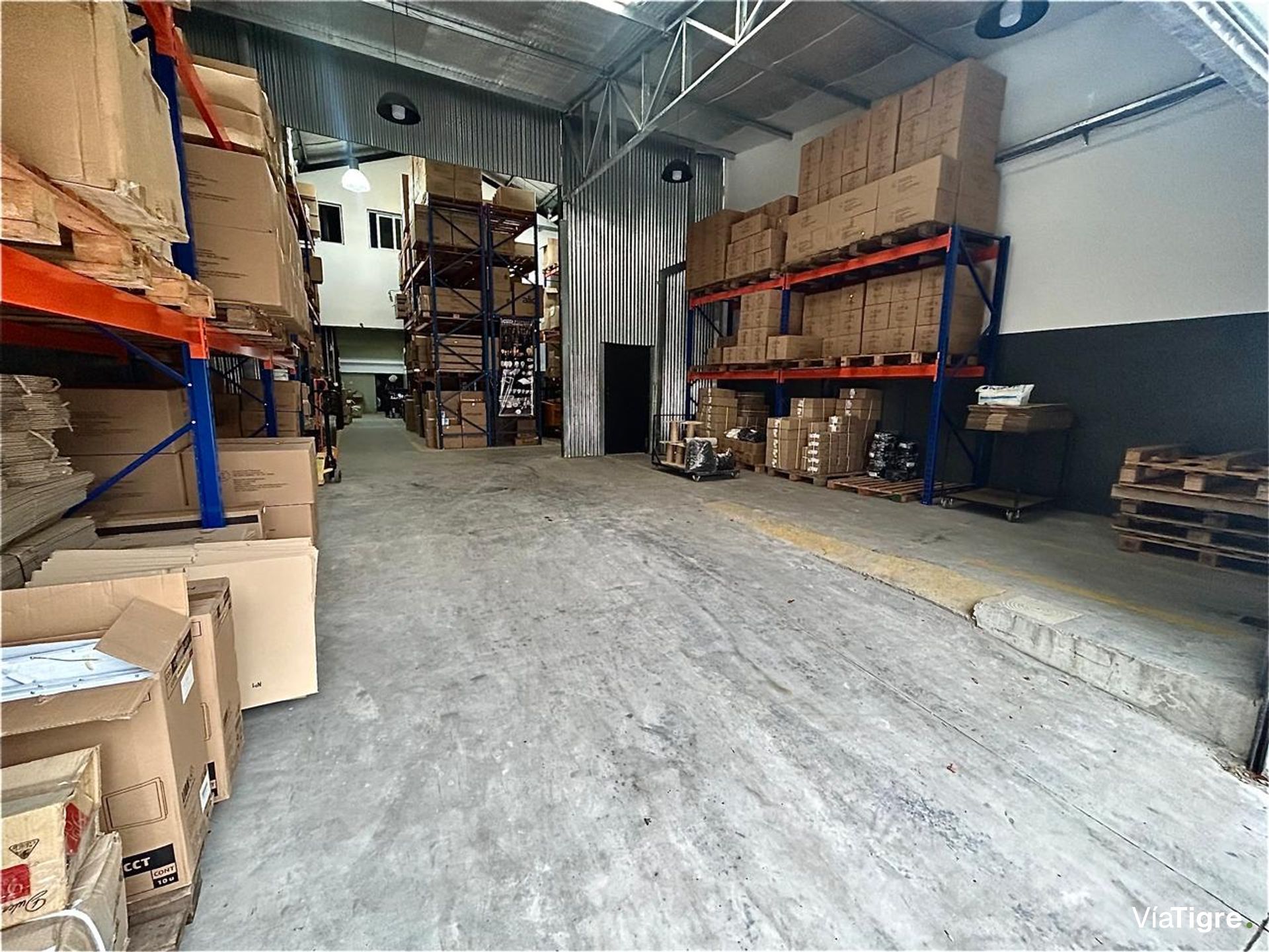 Deposito En Venta En Munro