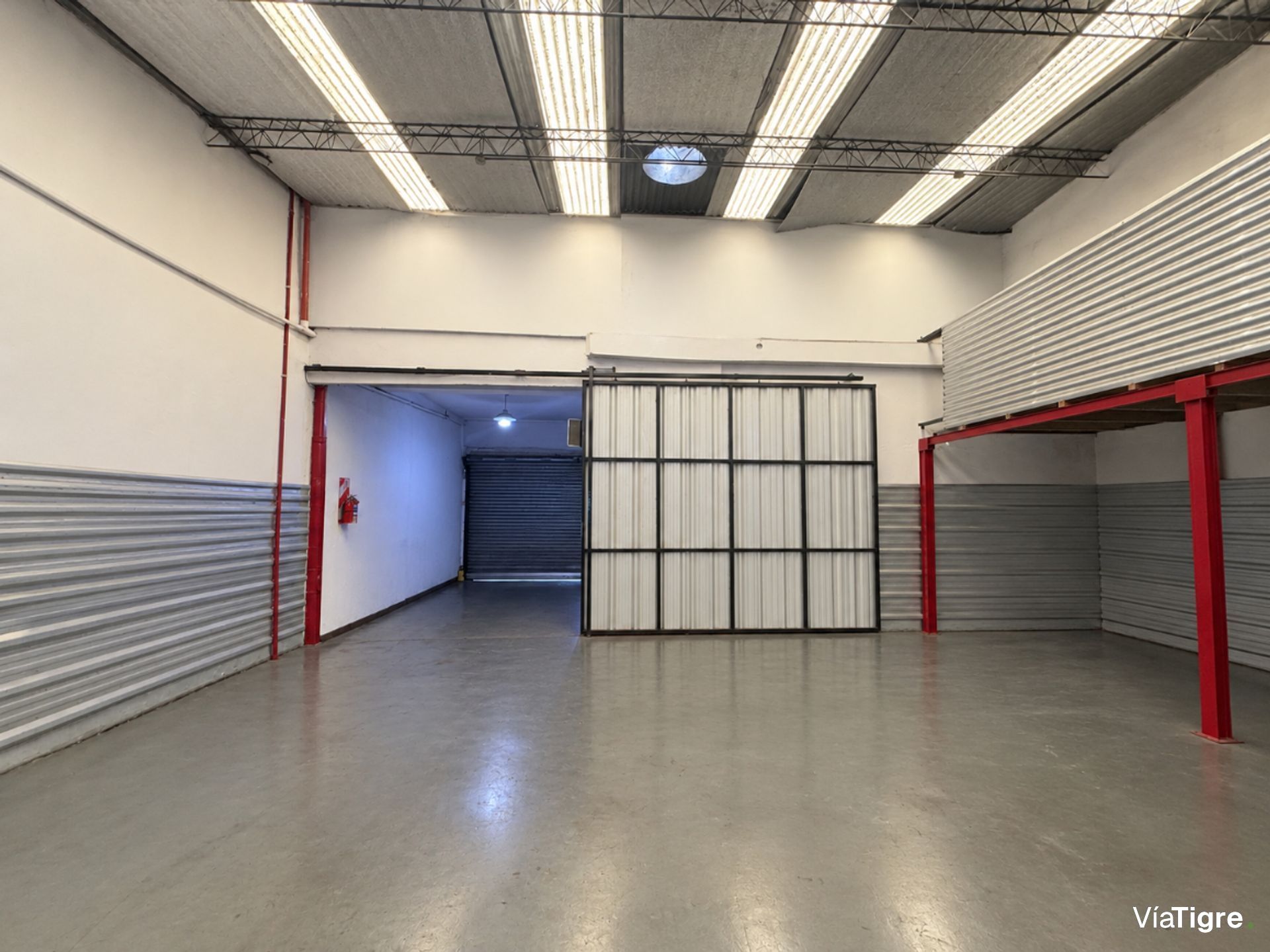 Venta Galpon Taller Con Oficinas Boulogne