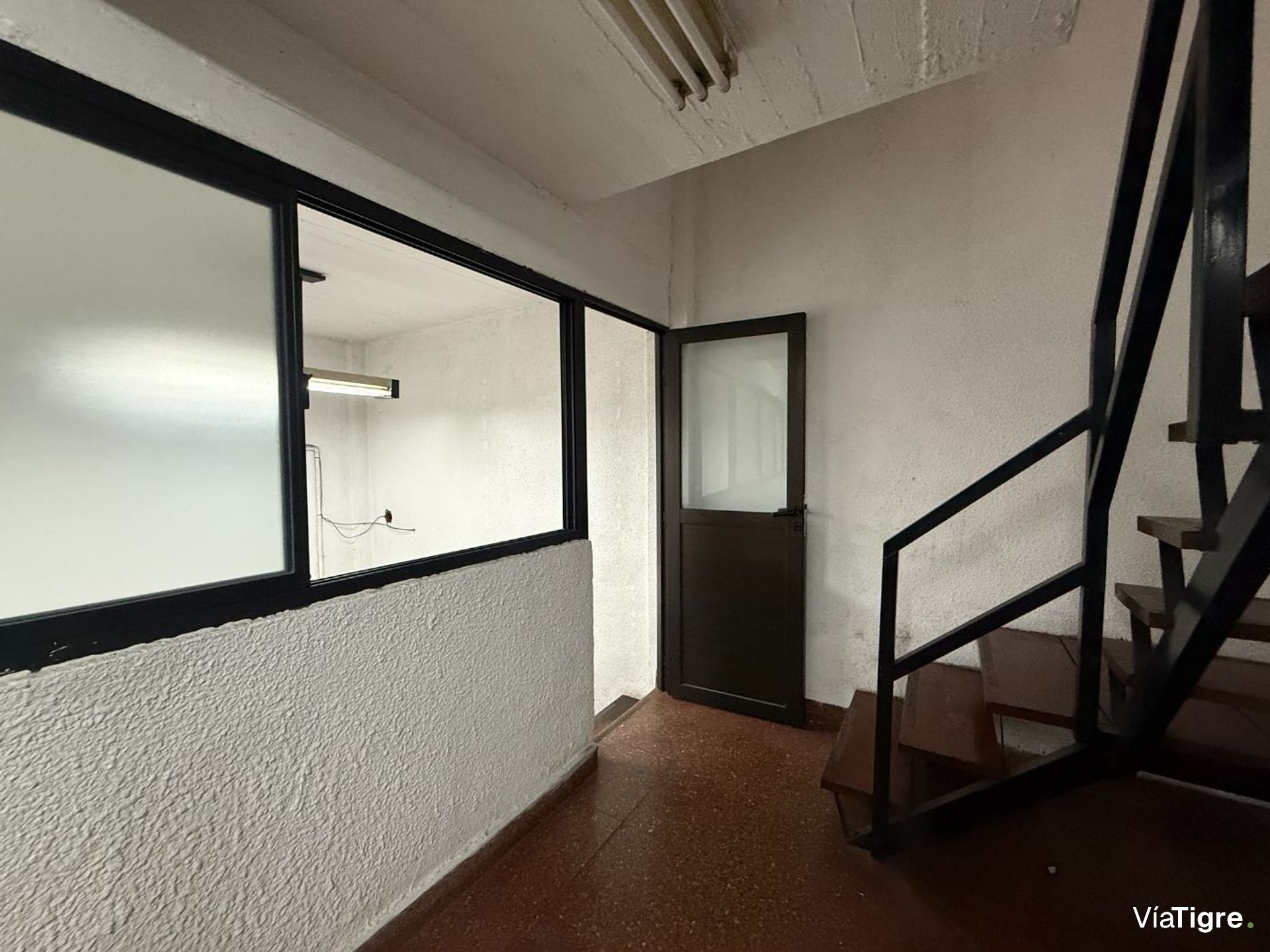 Venta Galpon Taller Con Oficinas Boulogne