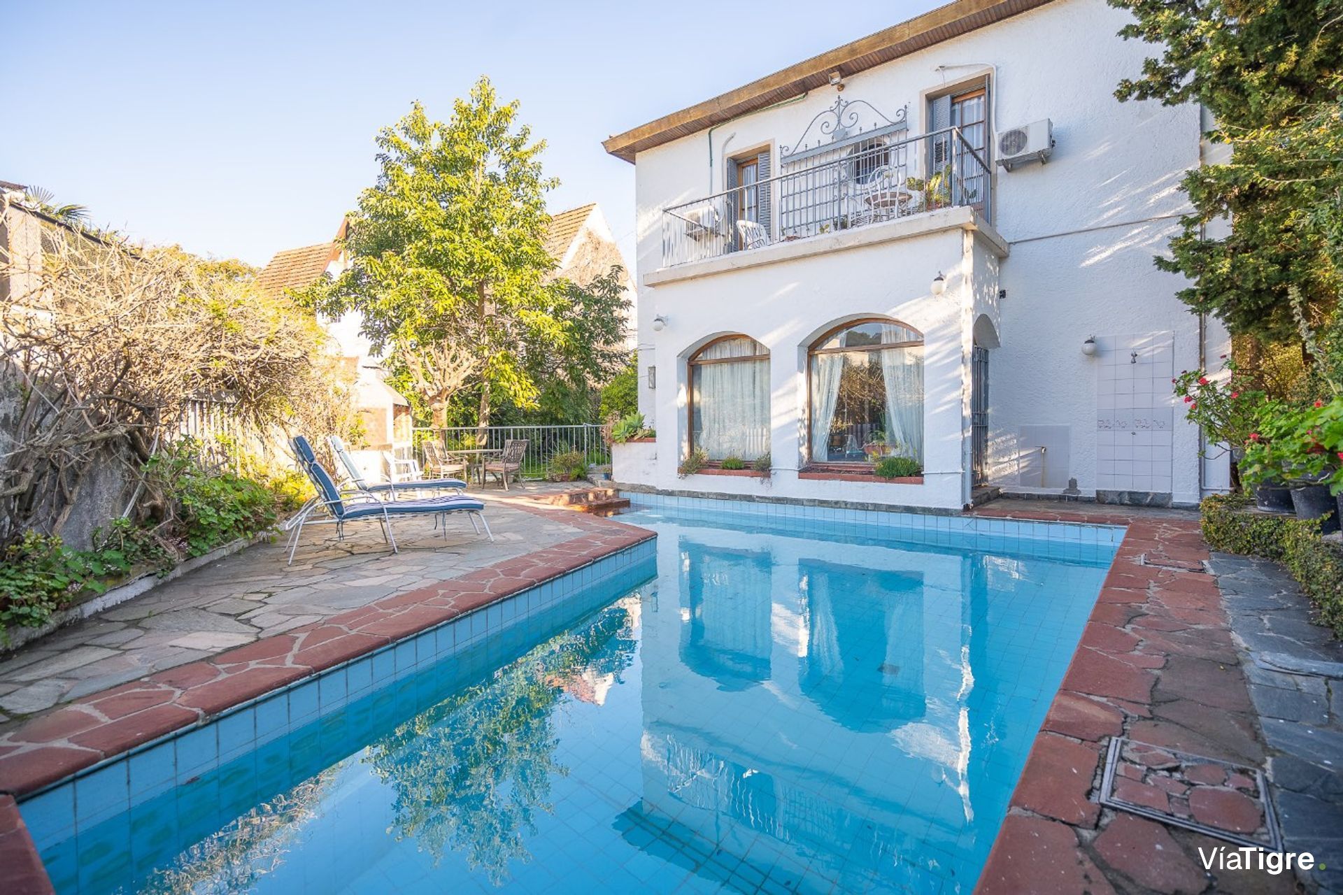 Casa venta en La Lucila, parque pileta y parrilla