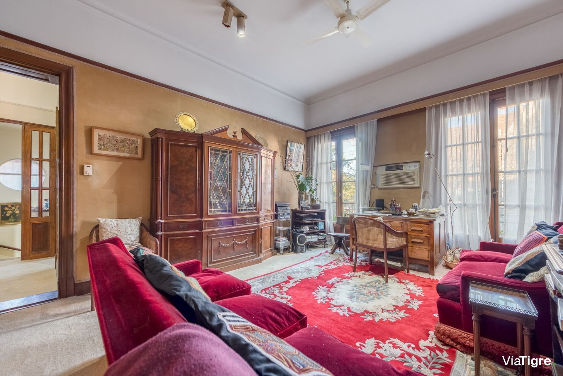 Casa venta en La Lucila, parque pileta y parrilla
