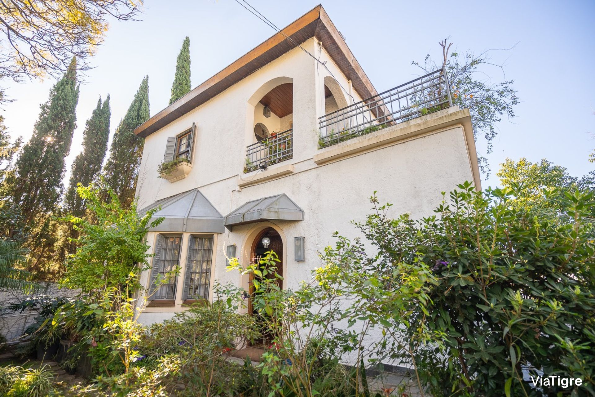 Casa venta en La Lucila, parque pileta y parrilla