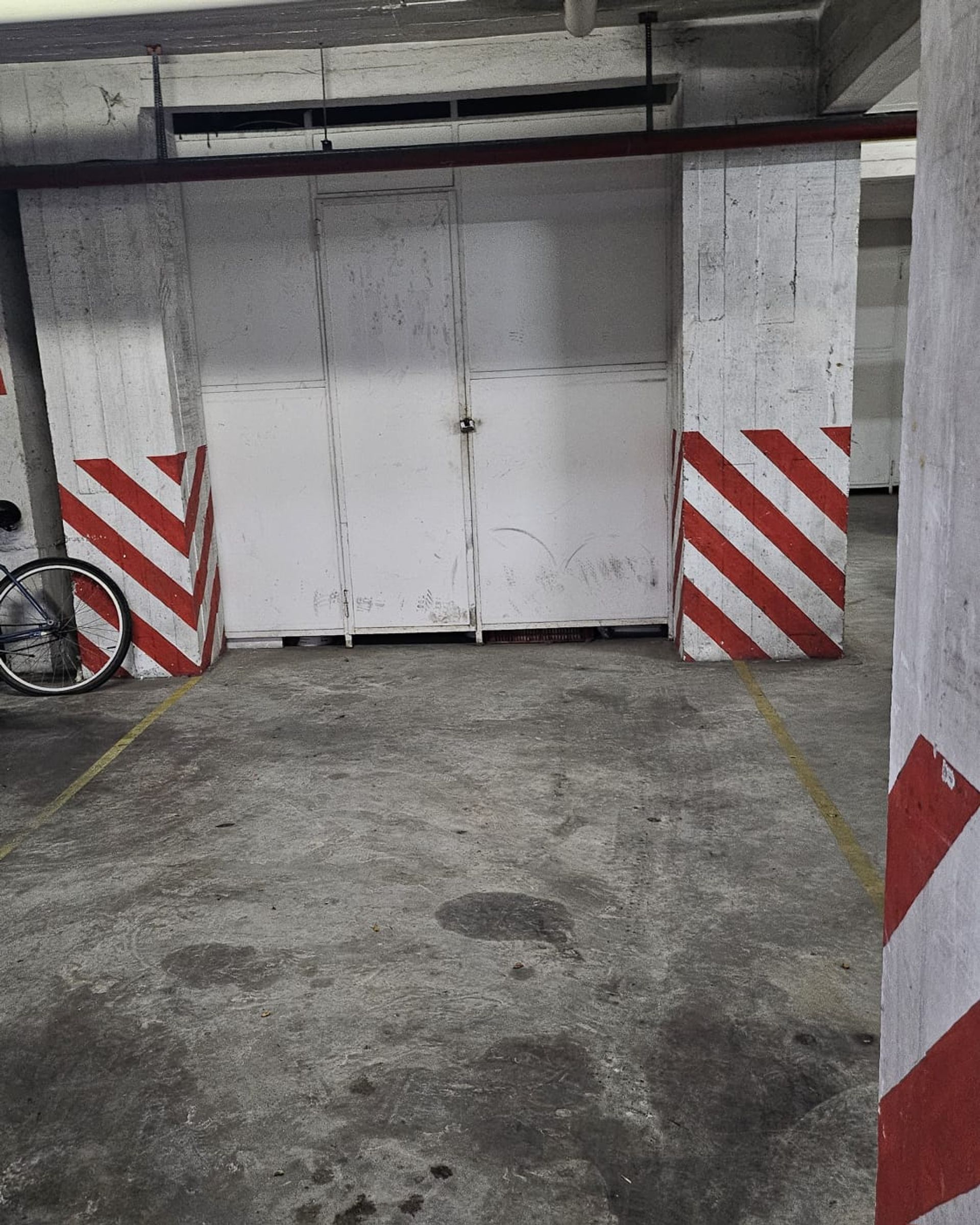 Covered Garage for Sale Centro San Isidro