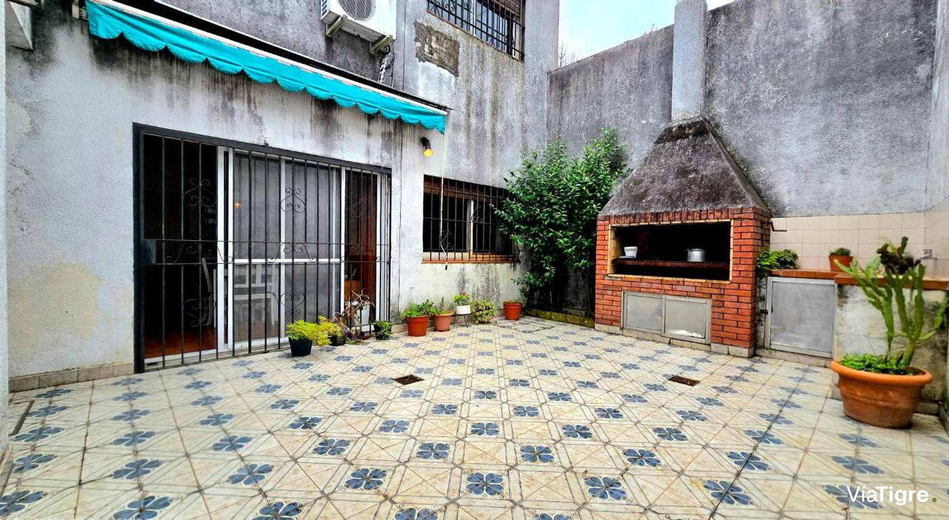 Venta casa 5 ambientes en Olivos con patio