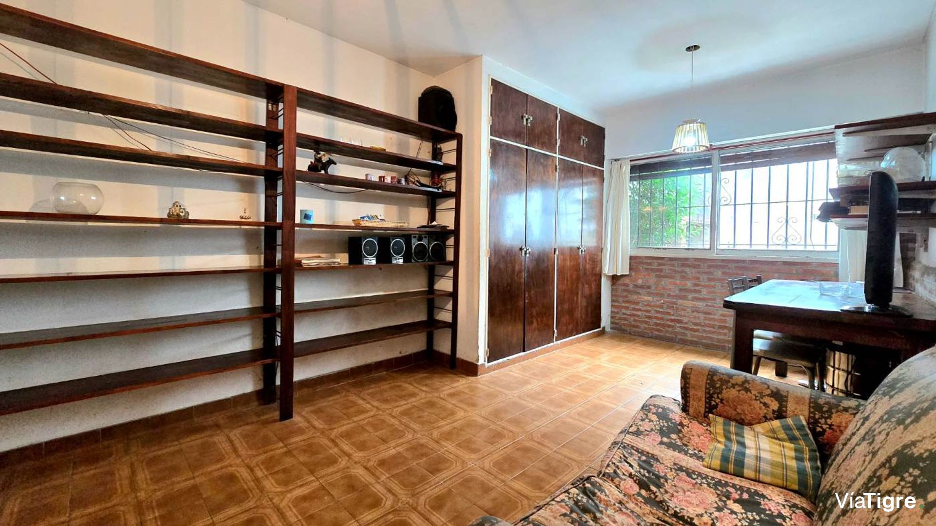 Venta casa 5 ambientes en Olivos con patio