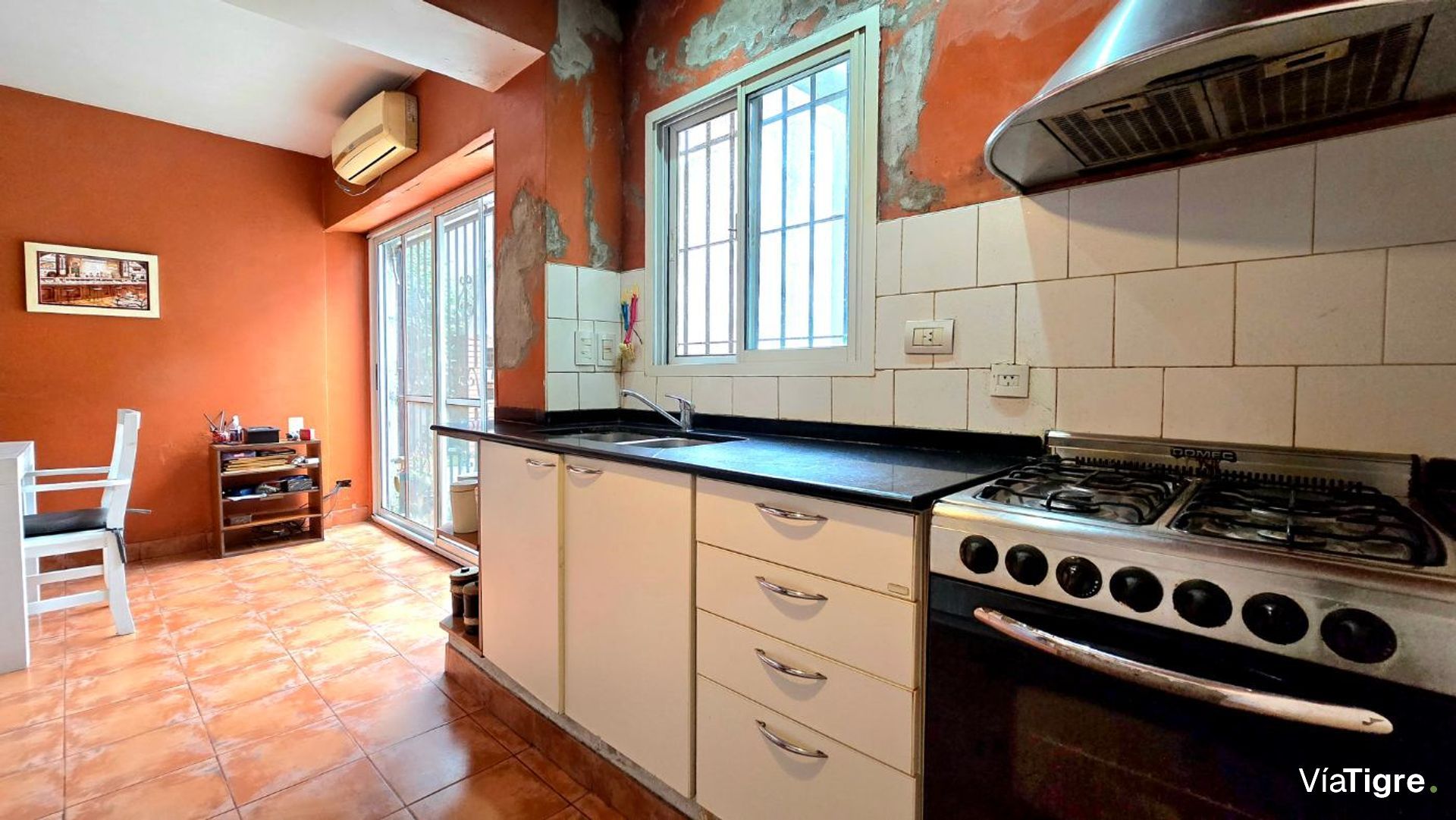 Venta casa 5 ambientes en Olivos con patio