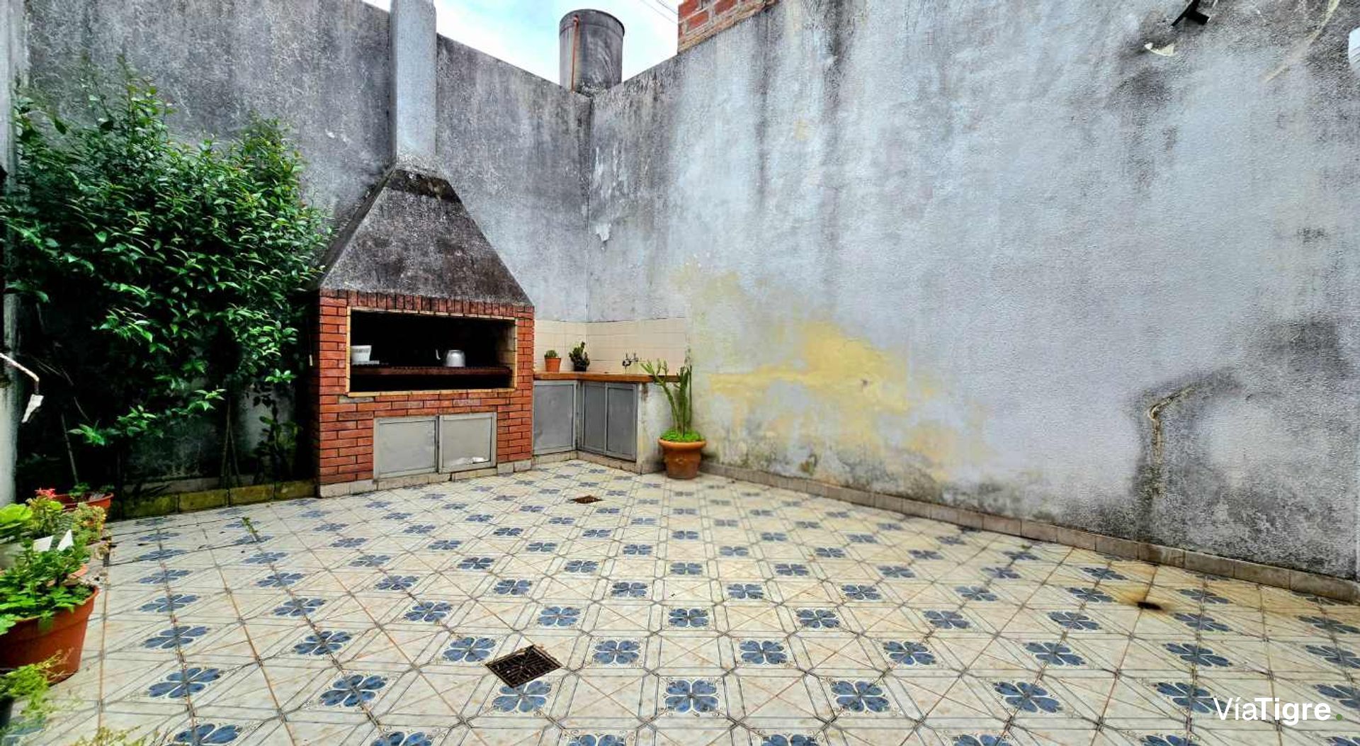 Venta casa 5 ambientes en Olivos con patio