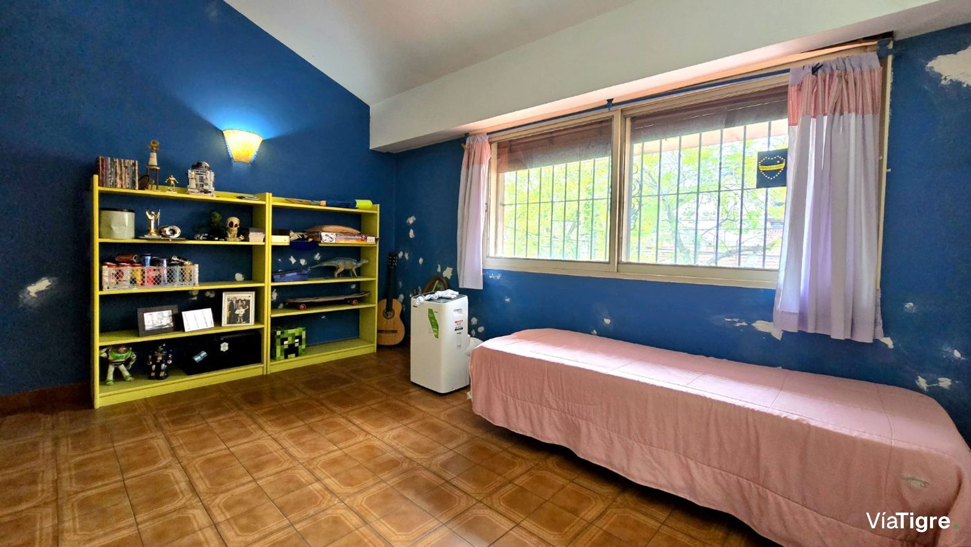 Venta casa 5 ambientes en Olivos con patio