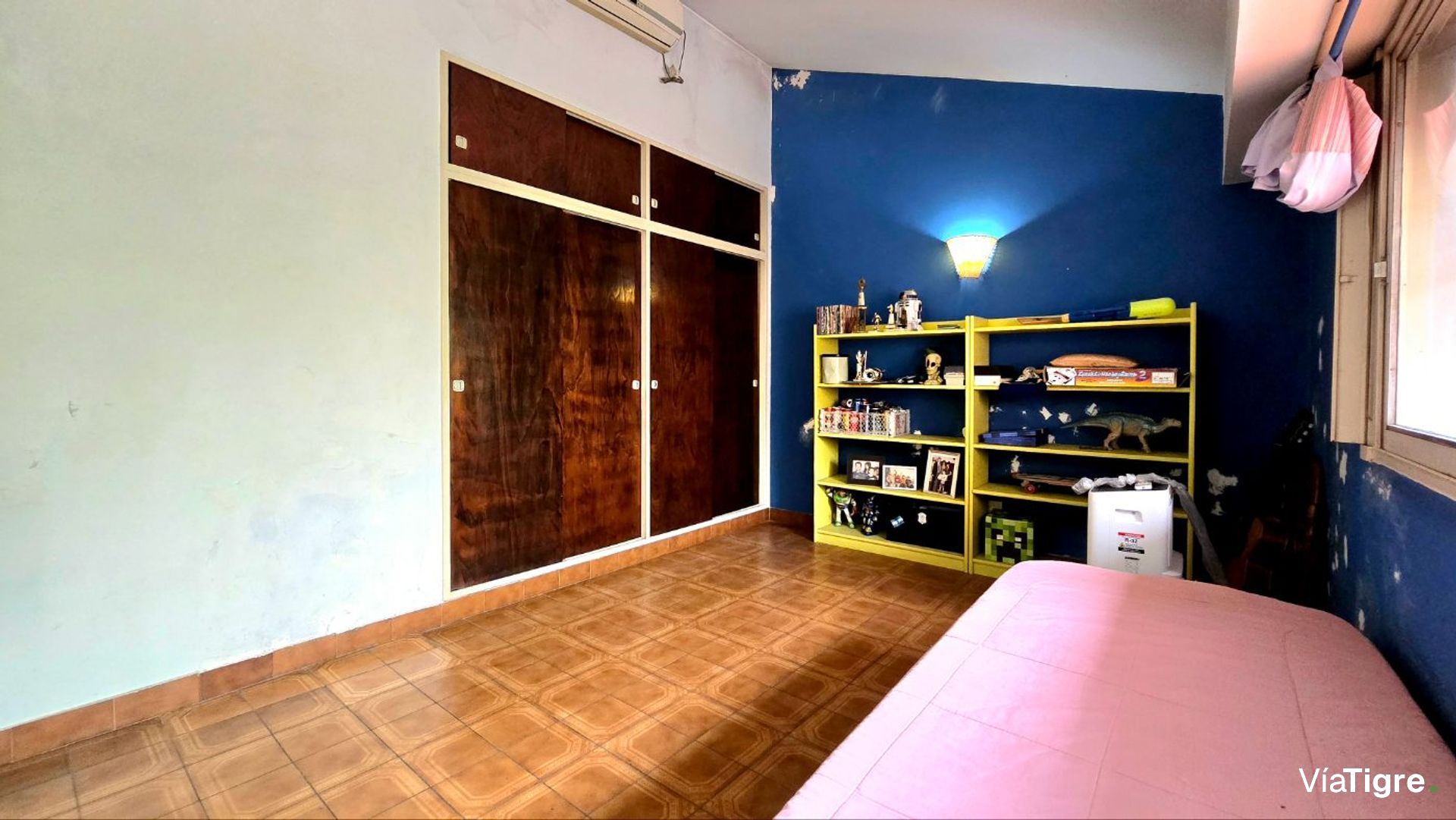 Venta casa 5 ambientes en Olivos con patio