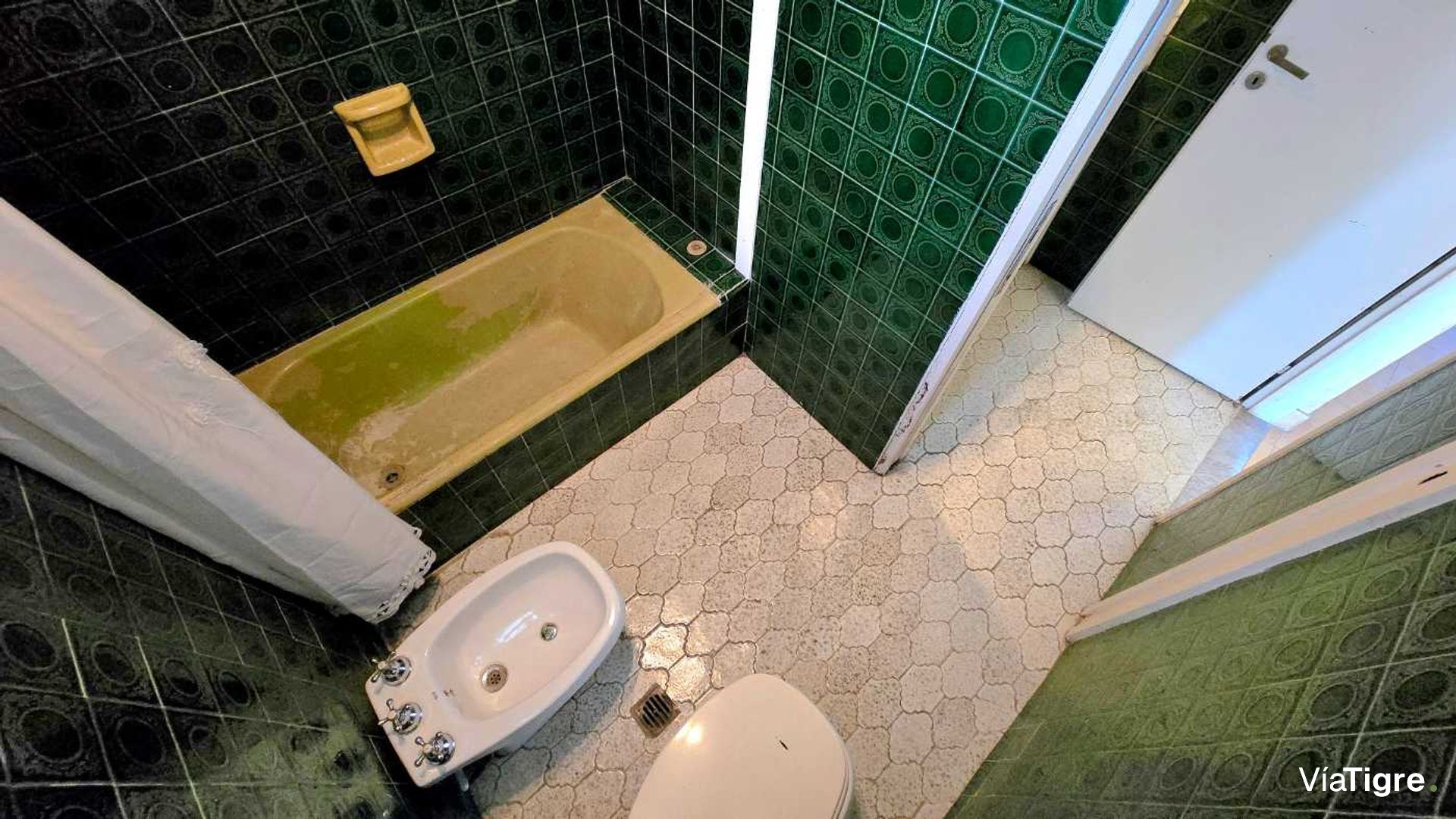 Venta casa 5 ambientes en Olivos con patio