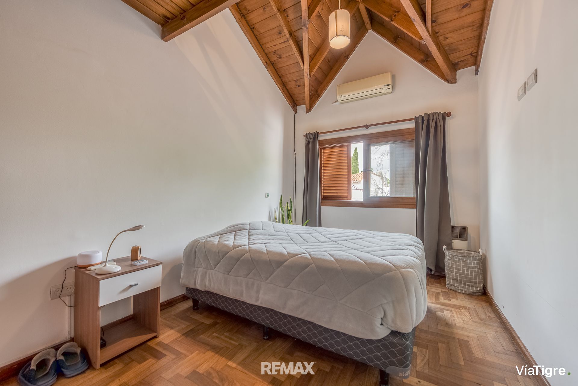 Alquiler casa/dúplex,5 amb, jardín,parrilla,Olivos