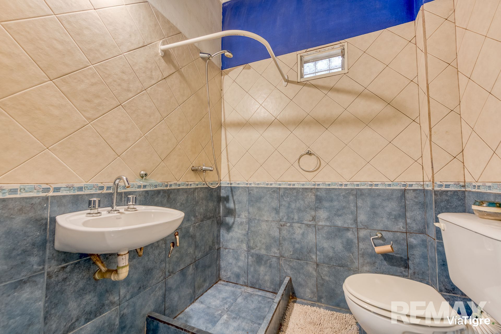 Venta casa 4 ambientes con gran jardin en Victoria