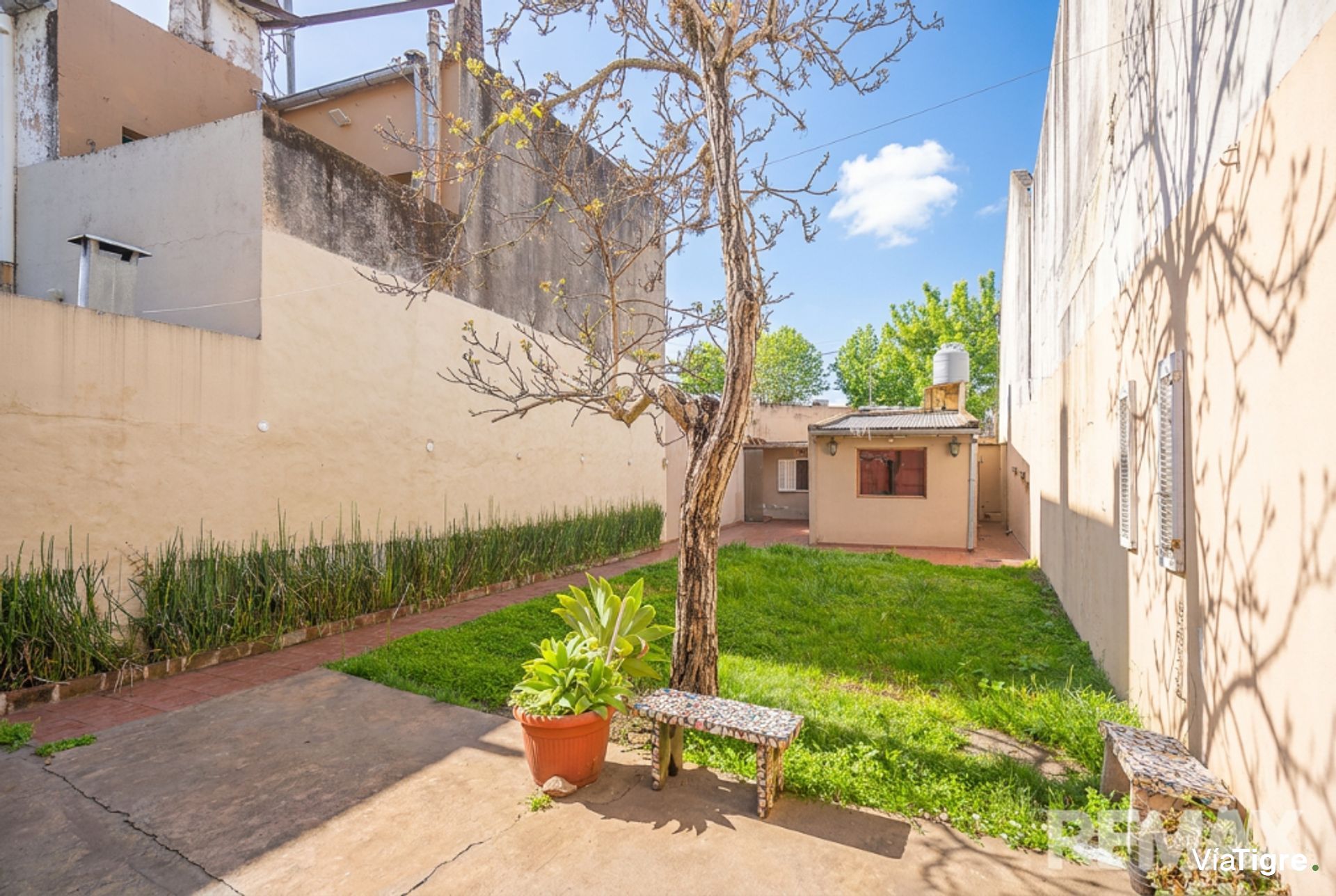 Venta casa 4 ambientes con gran jardin en Victoria