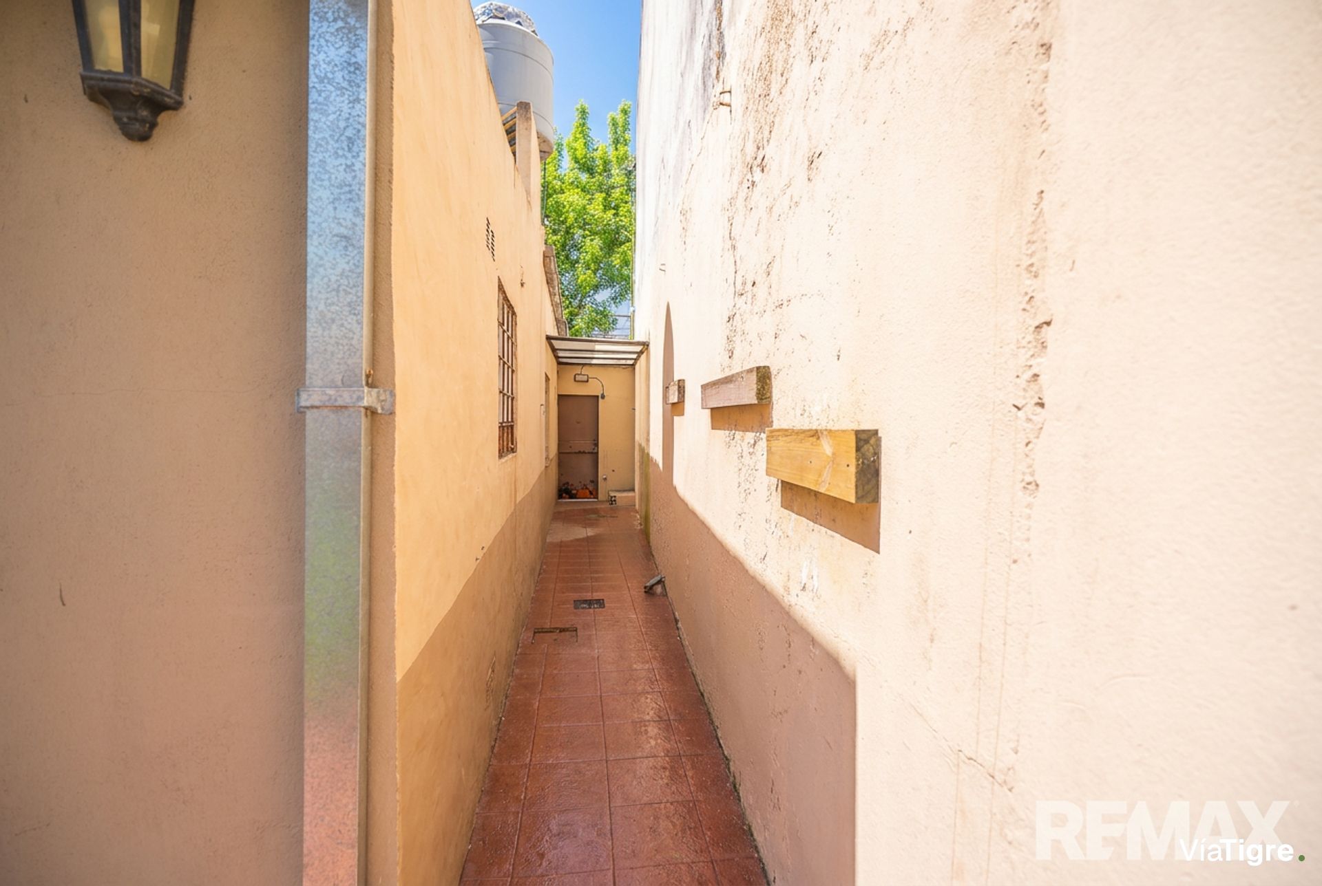Venta casa 4 ambientes con gran jardin en Victoria