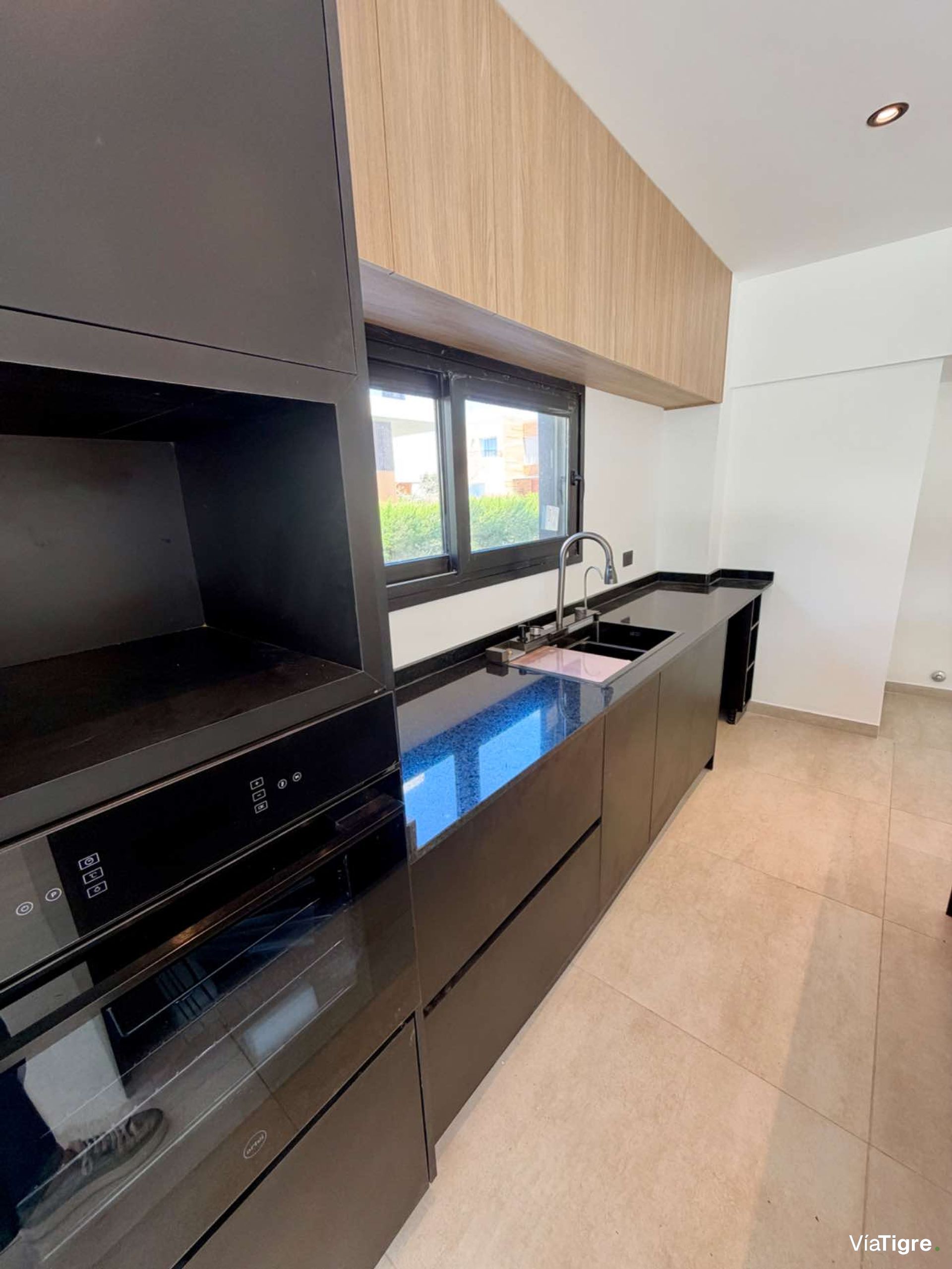 Casa venta Nordelta Castaños 6 ambientes piscina