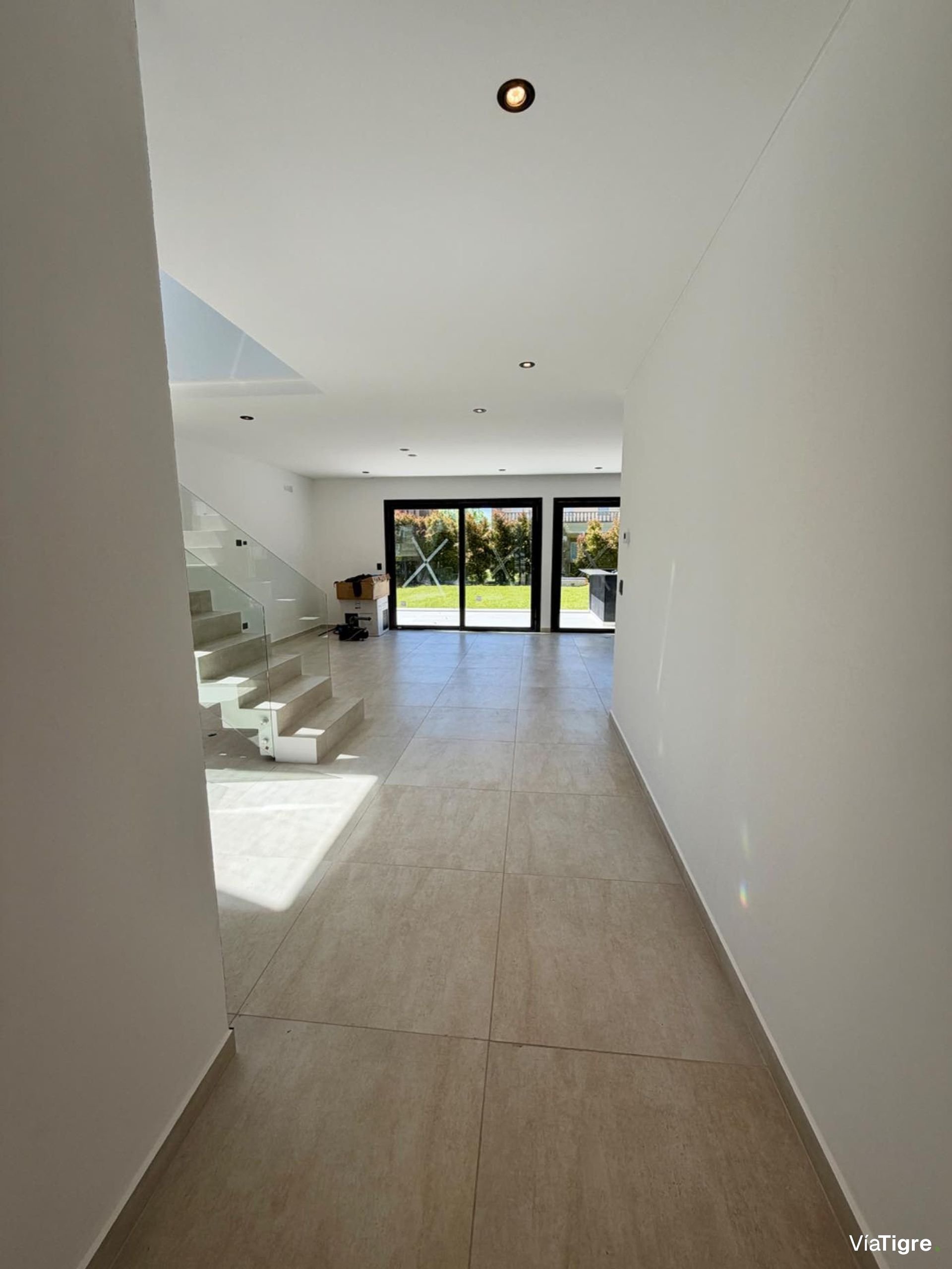 Casa venta Nordelta Castaños 6 ambientes piscina