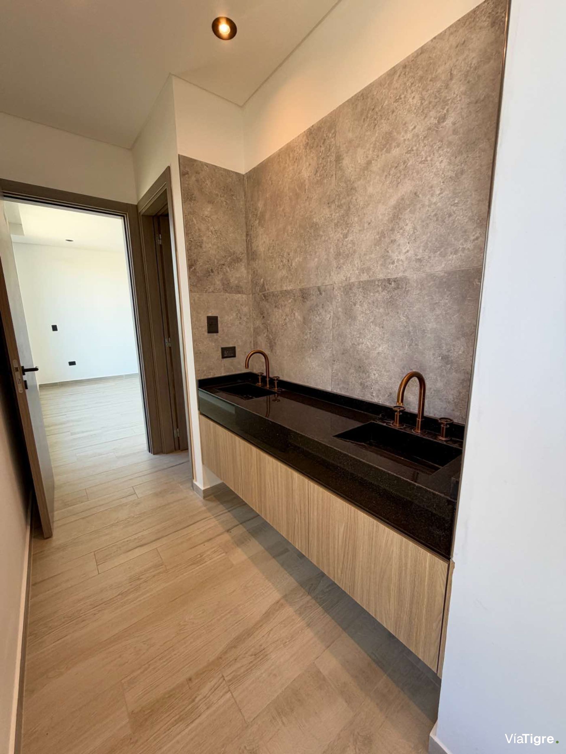 Casa venta Nordelta Castaños 6 ambientes piscina