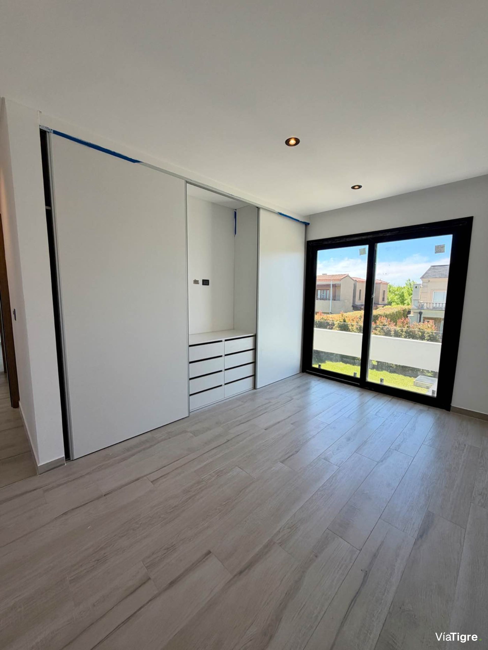 Casa venta Nordelta Castaños 6 ambientes piscina