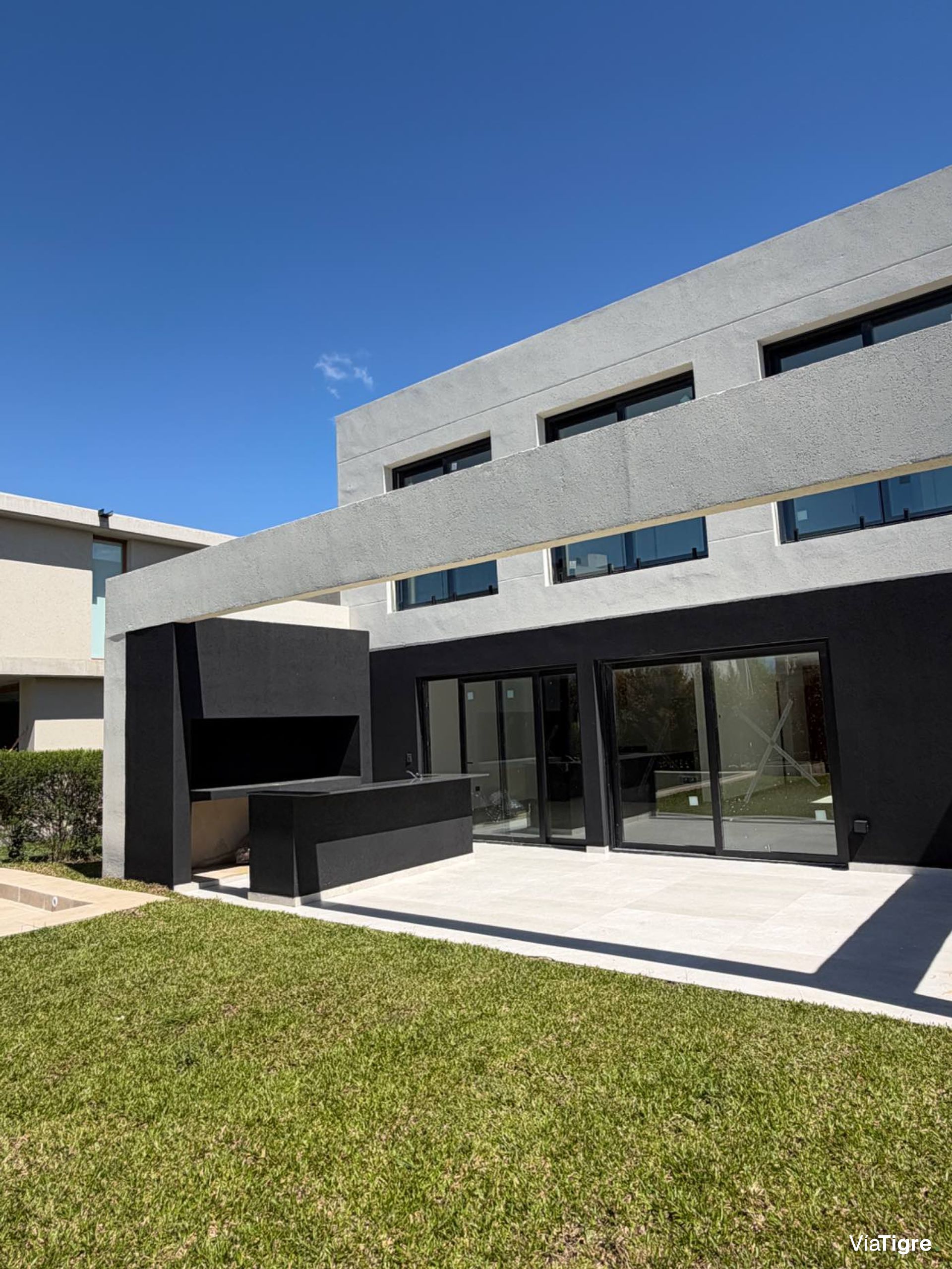 Casa venta Nordelta Castaños 6 ambientes piscina