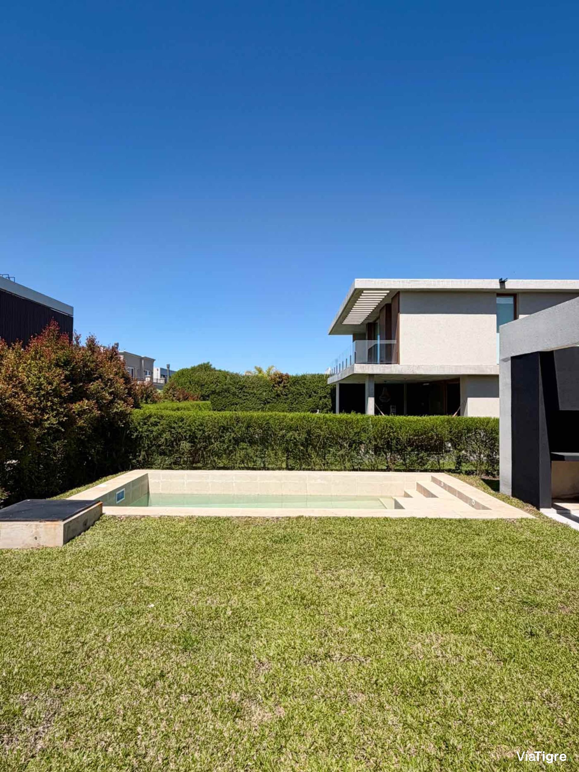 Casa venta Nordelta Castaños 6 ambientes piscina
