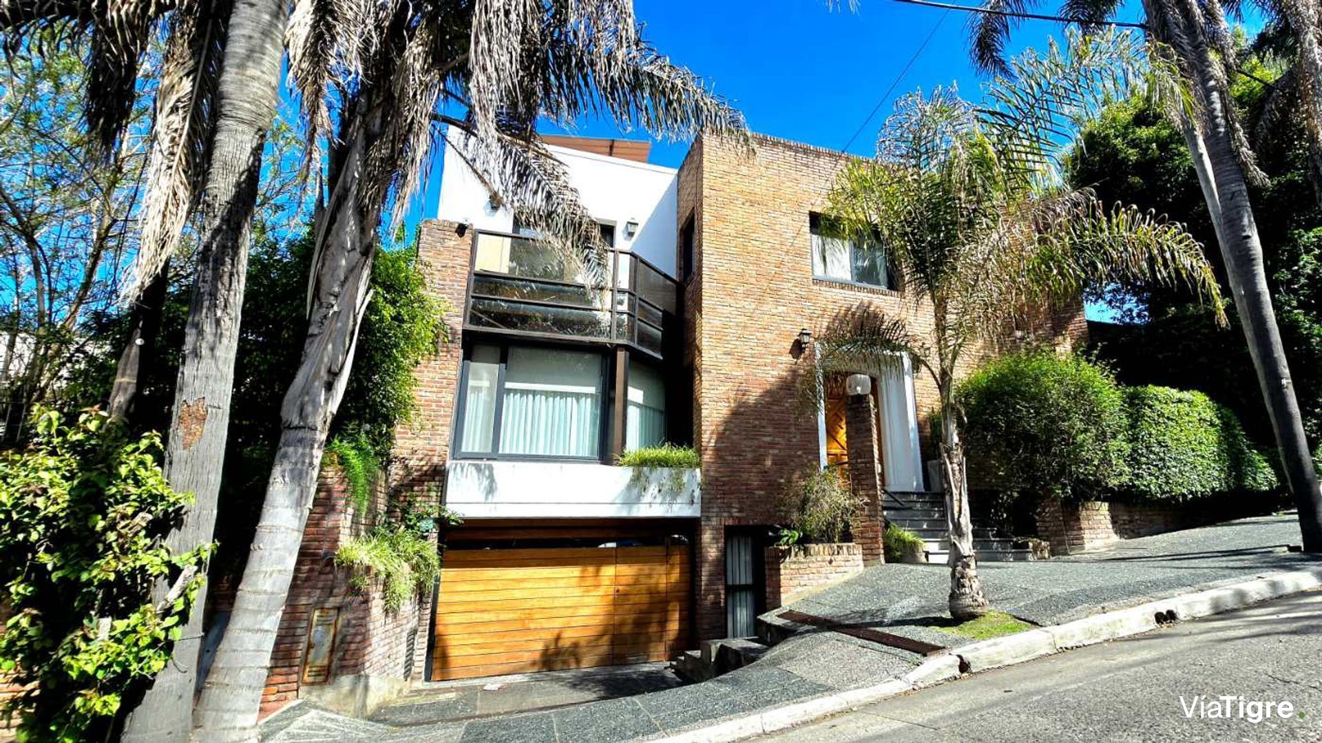 Venta Casa 6 Ambientes Vicente Lopez Lote 835 M2