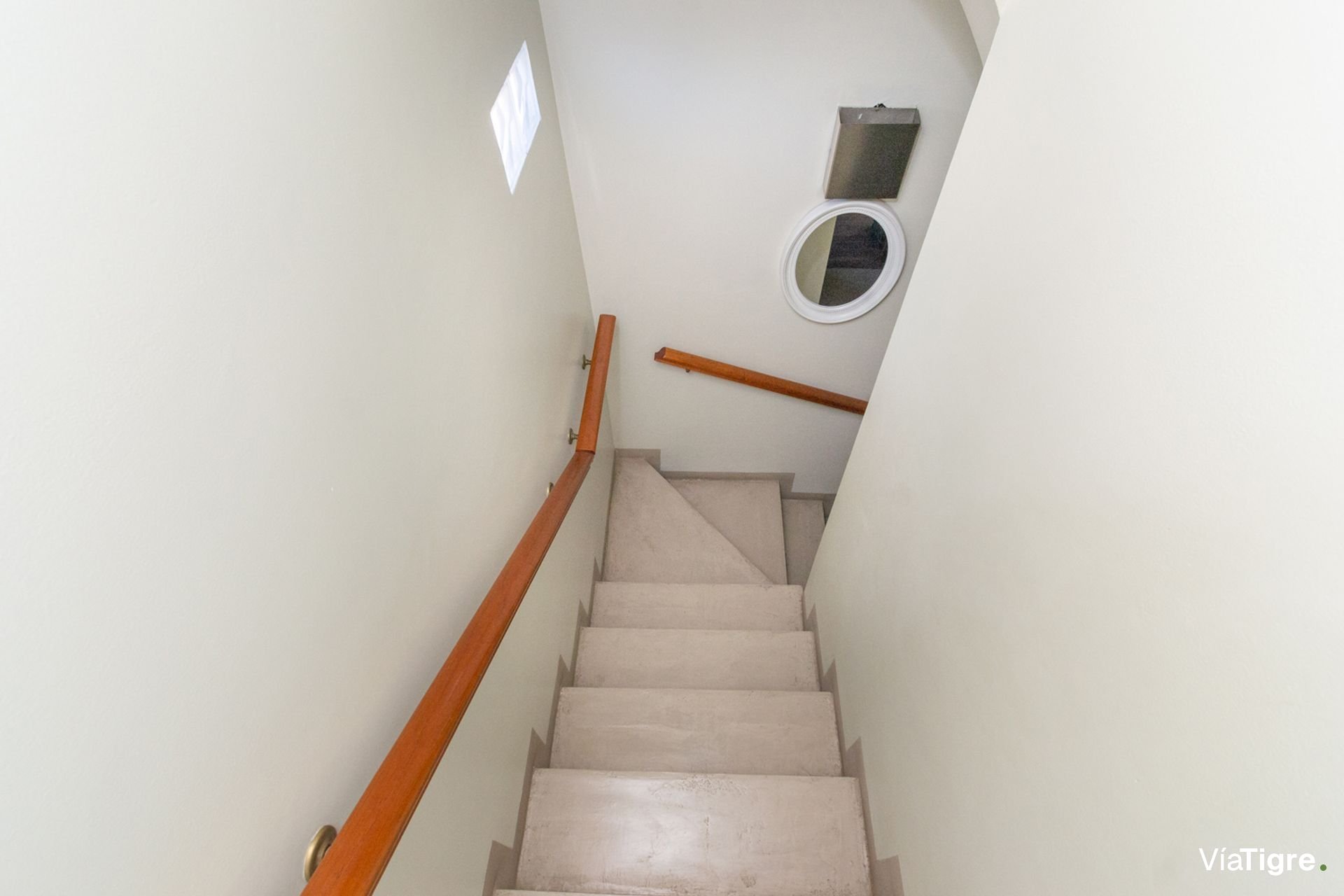 Venta Casa Olivos 4 Ambientes Triplex Con Patio