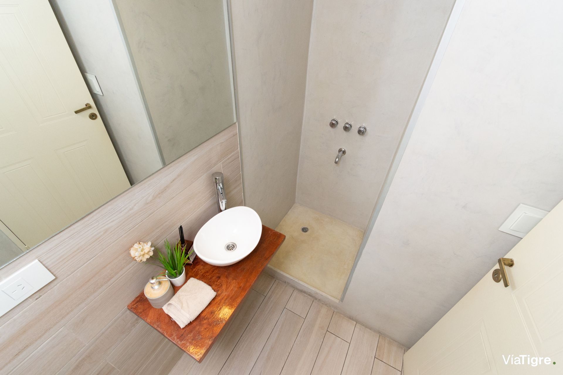 Venta Casa Olivos 4 Ambientes Triplex Con Patio