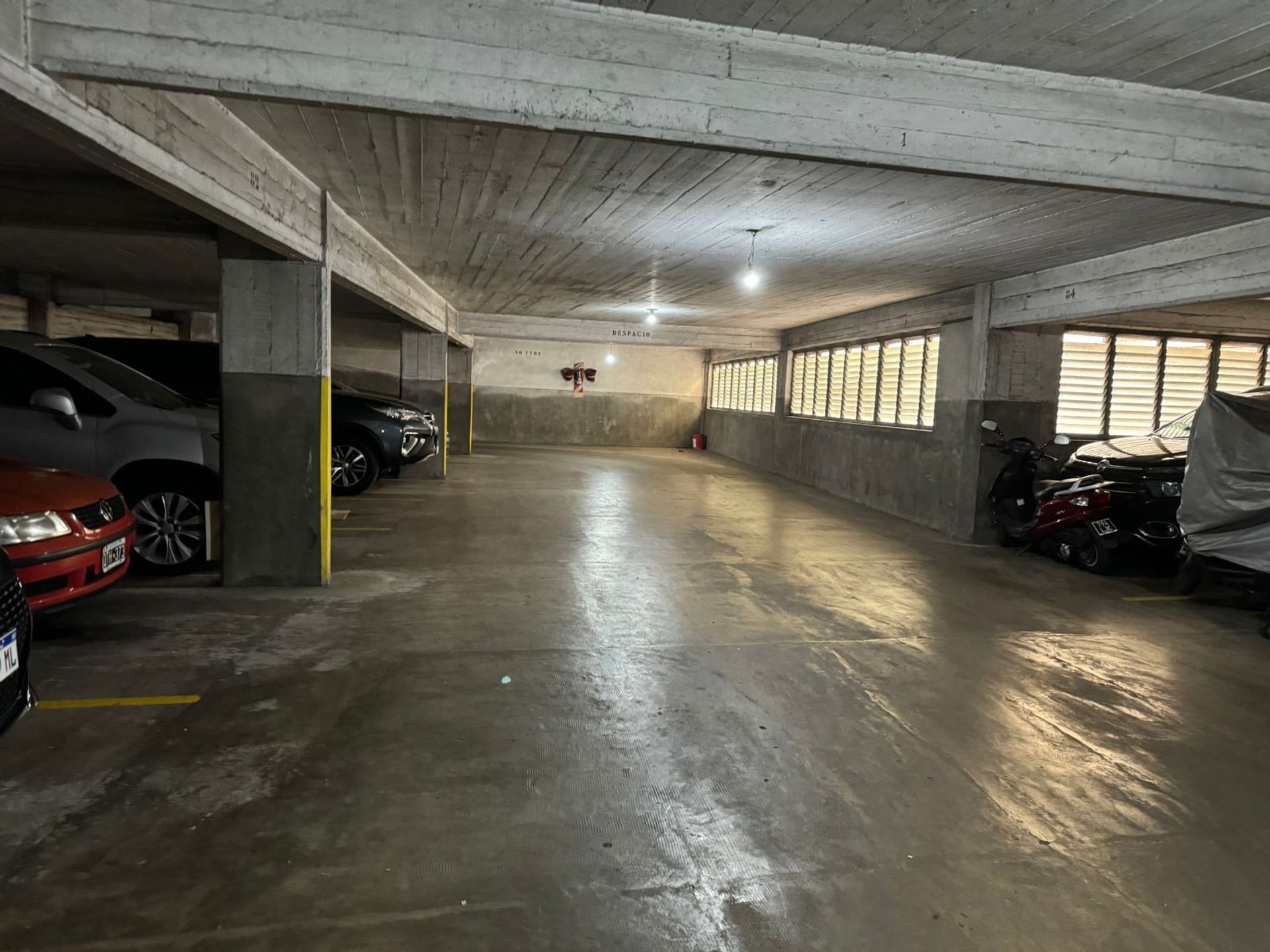 Cocheras Venta Vicente Lopez, Cubiertas En Bloque