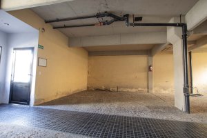 Venta De Cochera En Pb En Excelente Ubicaciön!!