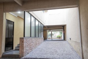 Venta De Cochera En Pb En Excelente Ubicaciön!!