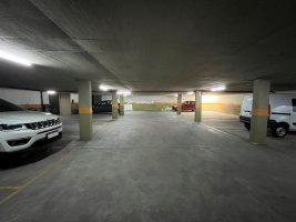 Cochera En Venta En Centro De San Isidro
