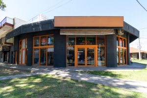 Venta Local Comercial En Villa Adelina