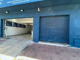 Commercial space and 3-room house