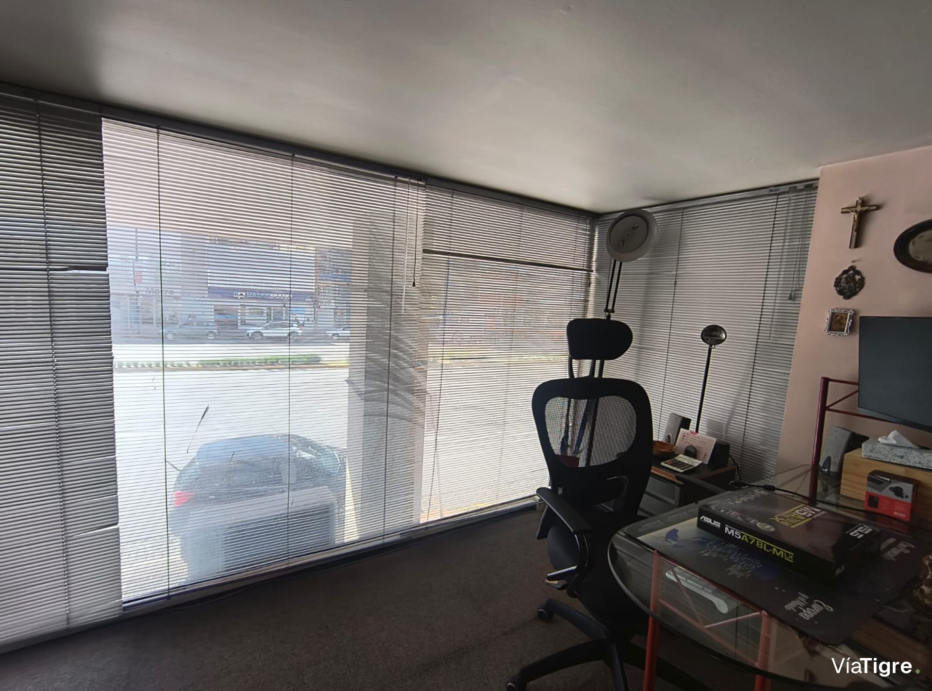Venta Local Comercial Avda Sta Fe Martínez
