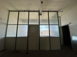 Sale of 3-story factory plus 2 duplex apartments