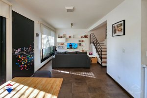 Sale of 4-room apartment with patio, terrace, and garage, Florida M
